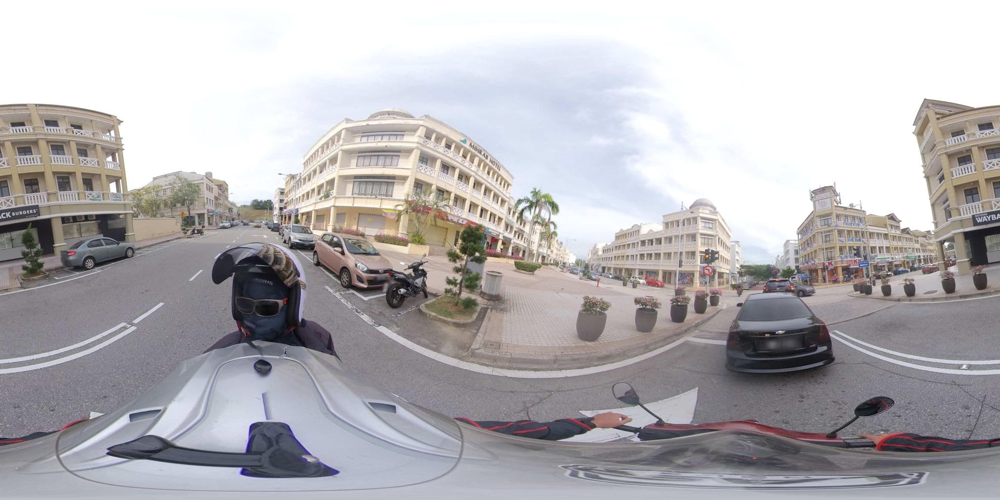 Street view near Smile Hotel, Putrajaya — © ahlang2 (CC BY-SA · Mapillary)
