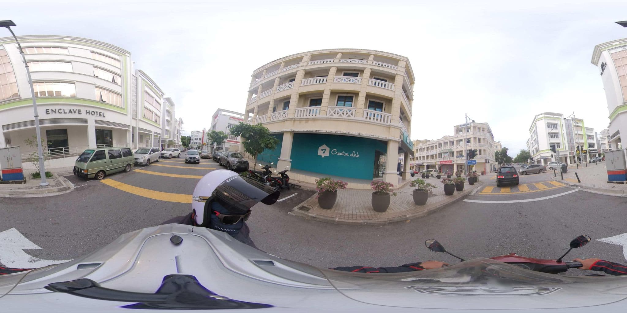Street view near Enclave Hotel, Putrajaya — © ahlang2 (CC BY-SA · Mapillary)