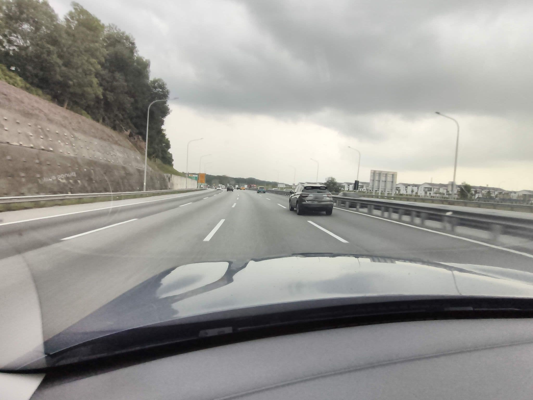 Street view near Nilai Resort, Kampung Baharu Nilai — © lin_wang (CC BY-SA · Mapillary)