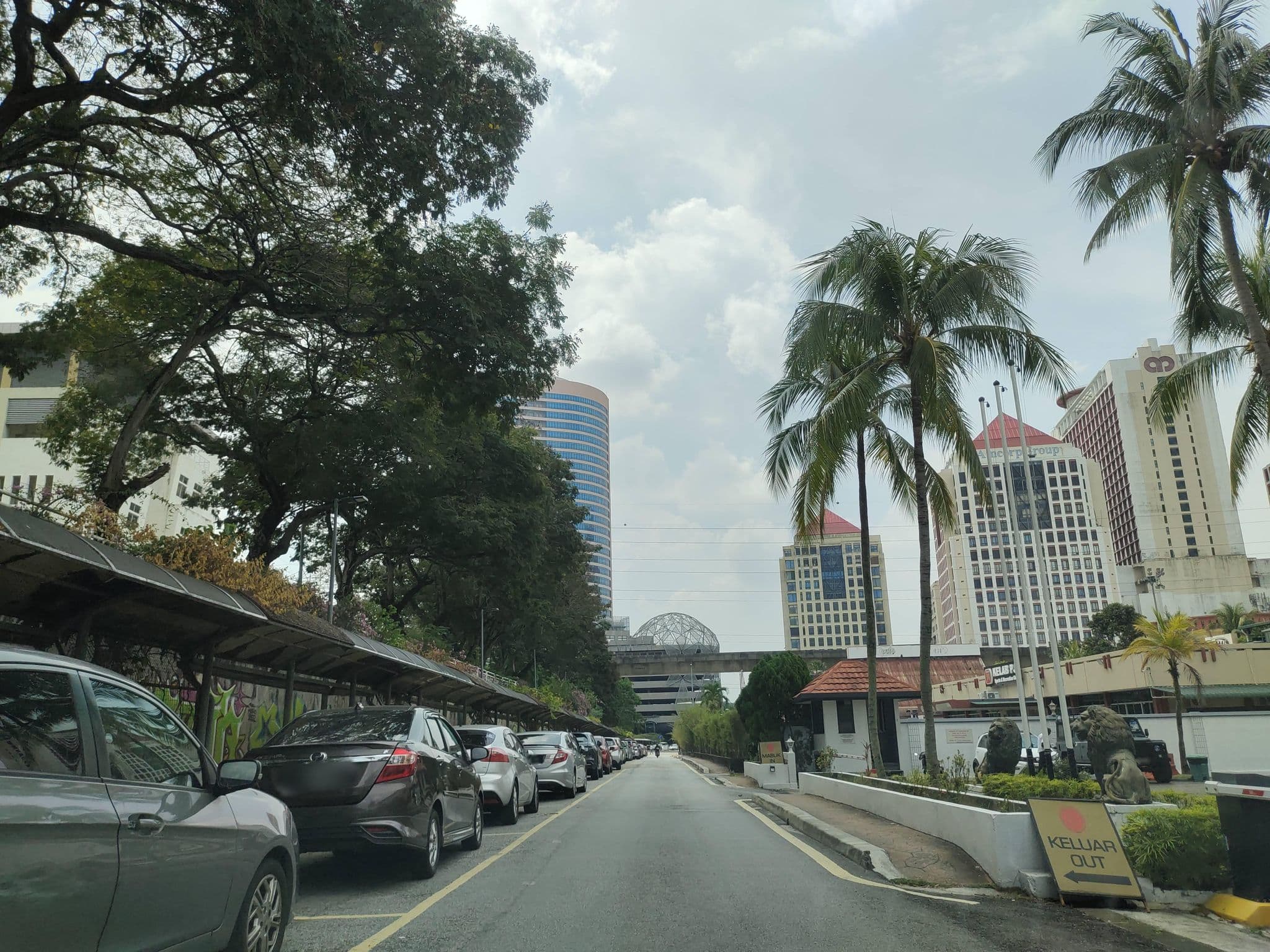 Street view near Parameswara 2, Bukit Kerinchi — © zh9567 (CC BY-SA · Mapillary)