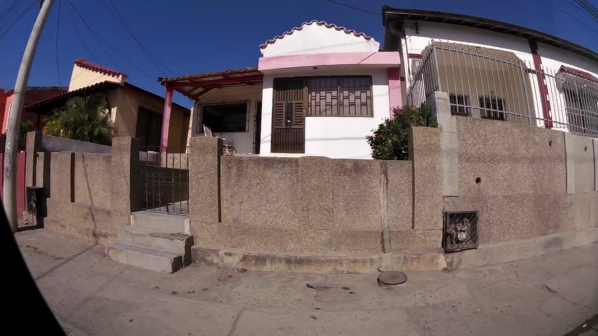 Street view near The three dogs' house II, Cartagena
