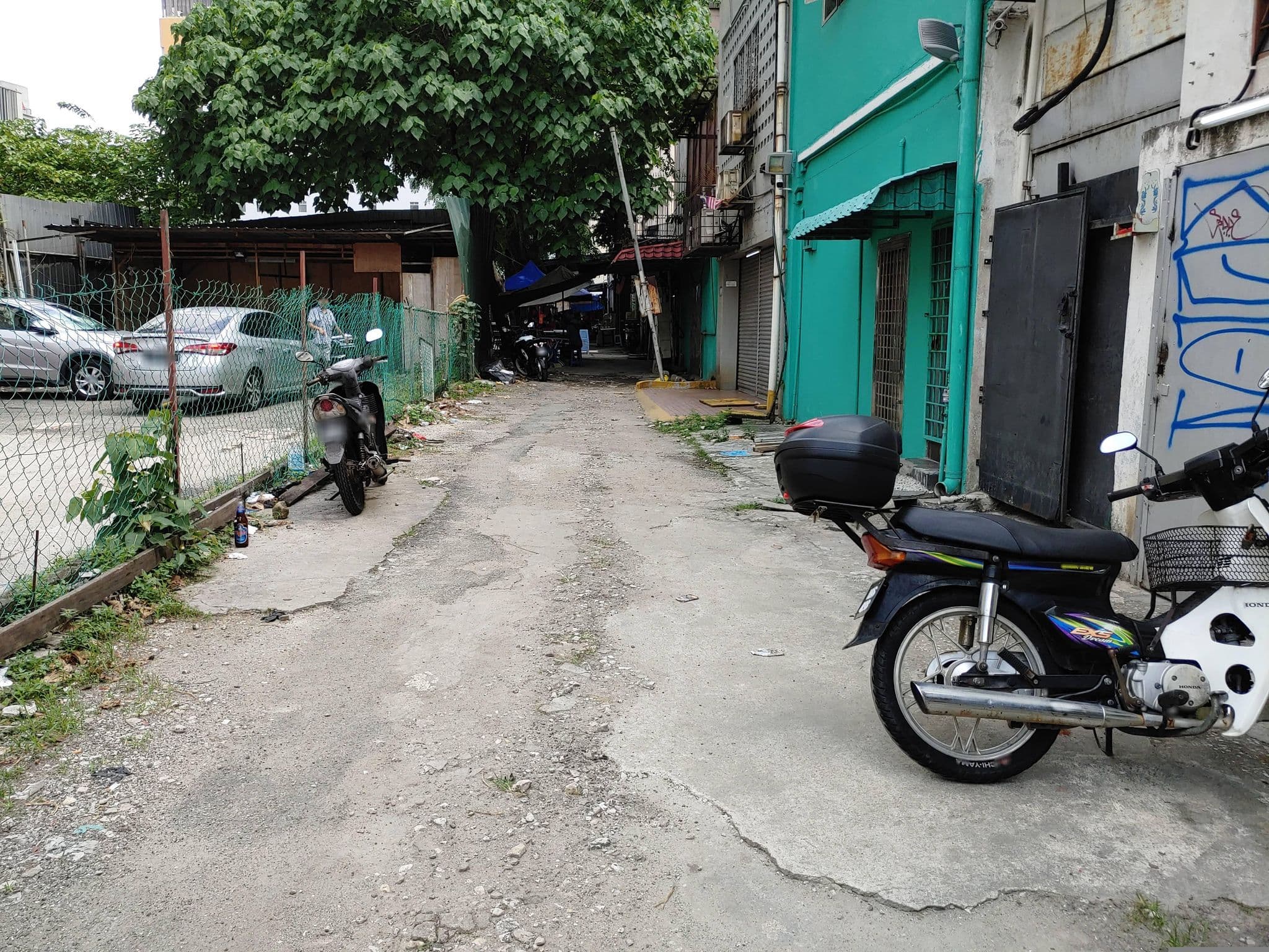 Street view near Amigo Hotel, Kuala Lumpur, Kuala Lumpur — © jaykayenn (CC BY-SA · Mapillary)