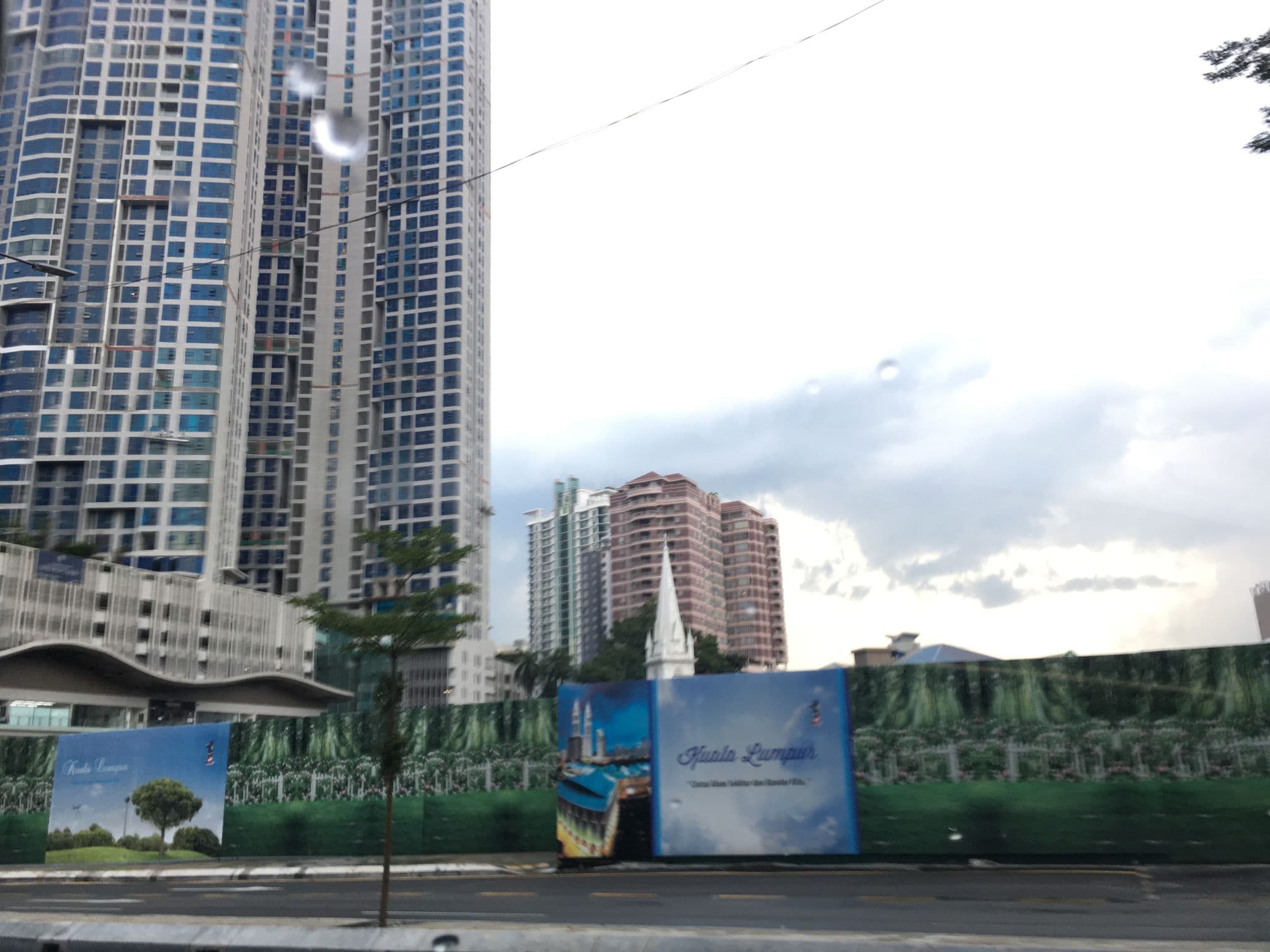 Street view near Hostel Tung Shin Hospital, Bukit Bintang — © afeezaziz (CC BY-SA · Mapillary)