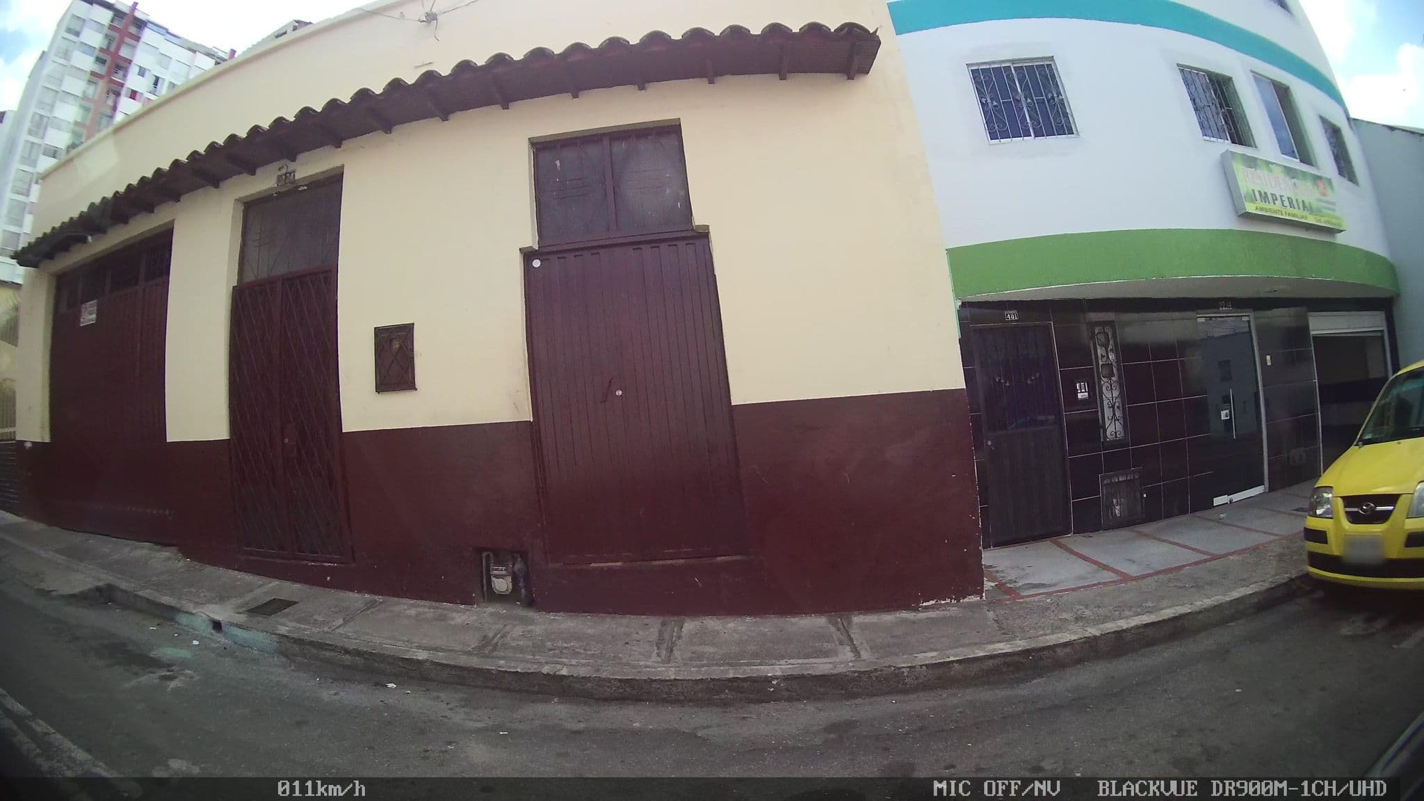 Street view near hostal jazmín buen económico, Bucaramanga — © kaart_2 (CC BY-SA · Mapillary)