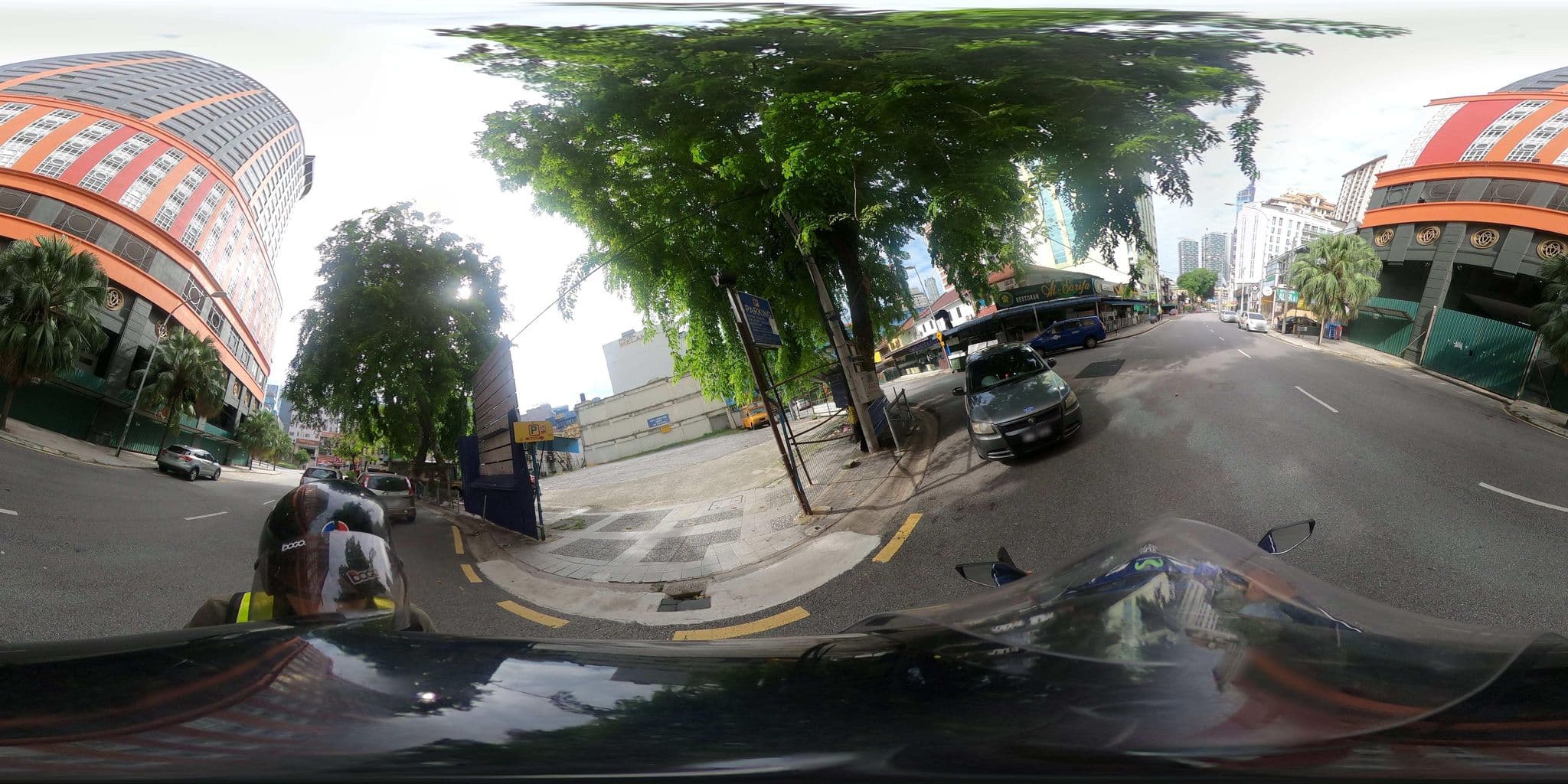 Street view near Comfort Londge Hotel, Bukit Bintang — © ahlang2 (CC BY-SA · Mapillary)
