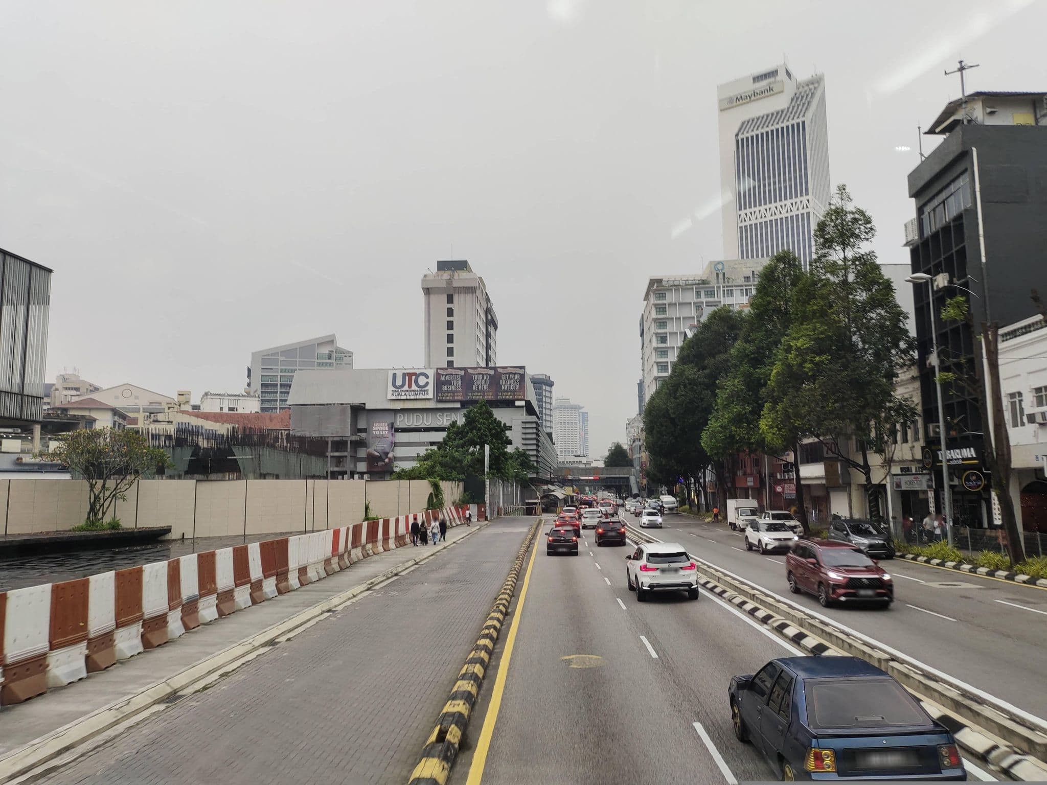 Street view near EV World Hotel Puduraya, Bukit Bintang — © zh9567 (CC BY-SA · Mapillary)