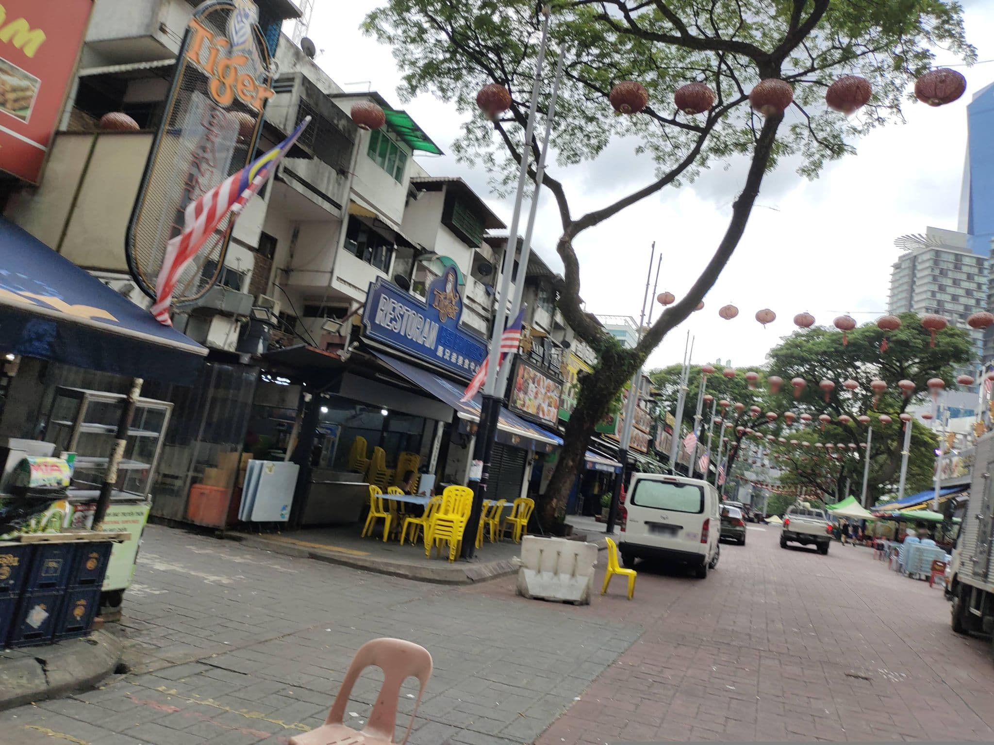 Street view near Villa Garden Hotel, Bukit Bintang — © zh9567 (CC BY-SA · Mapillary)
