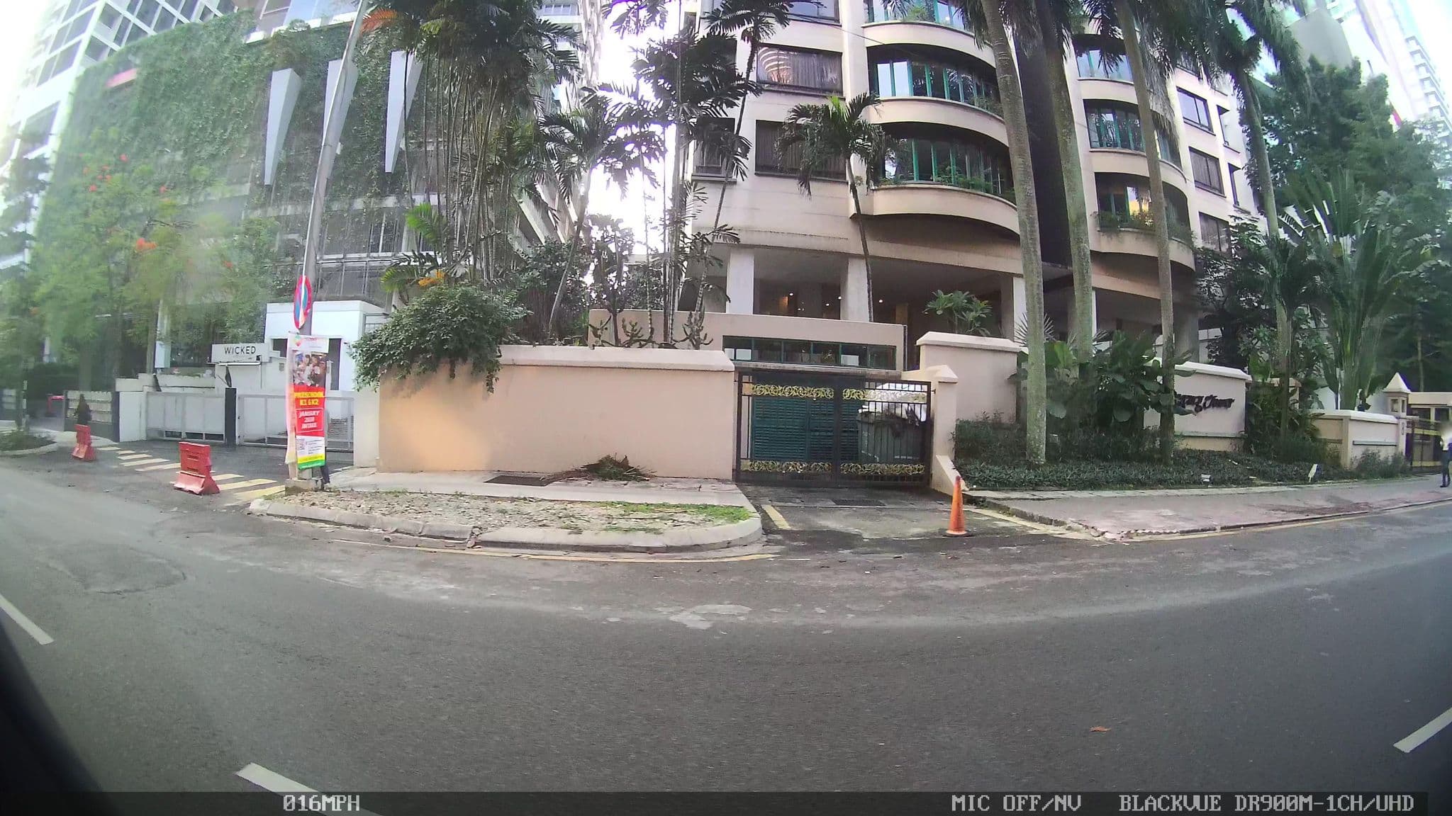 Street view near Regency Tower, Bukit Bintang — © kaart_3 (CC BY-SA · Mapillary)