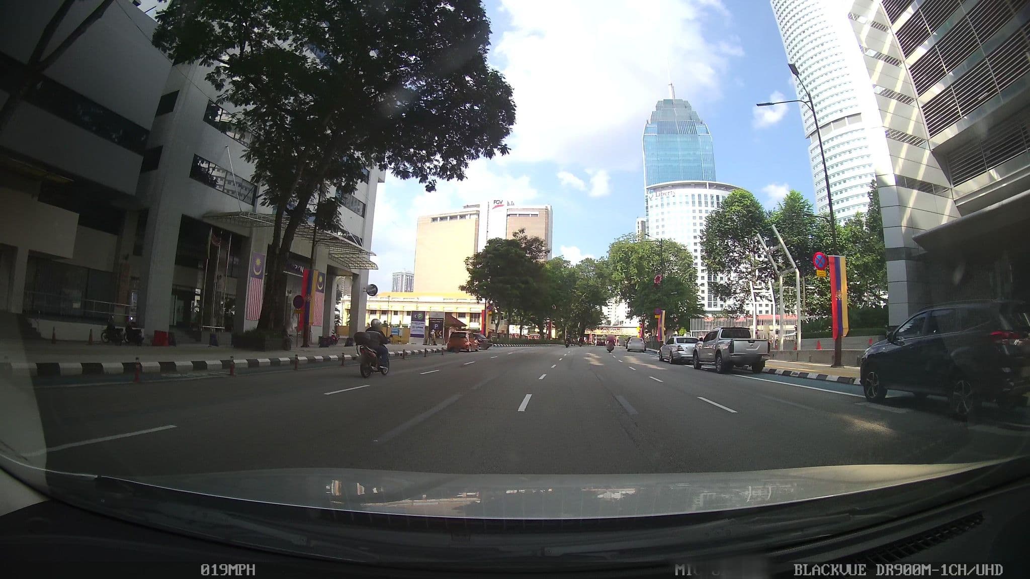 Street view near aseana III, Quality Hotel, Kampung Baru — © kaart_3 (CC BY-SA · Mapillary)