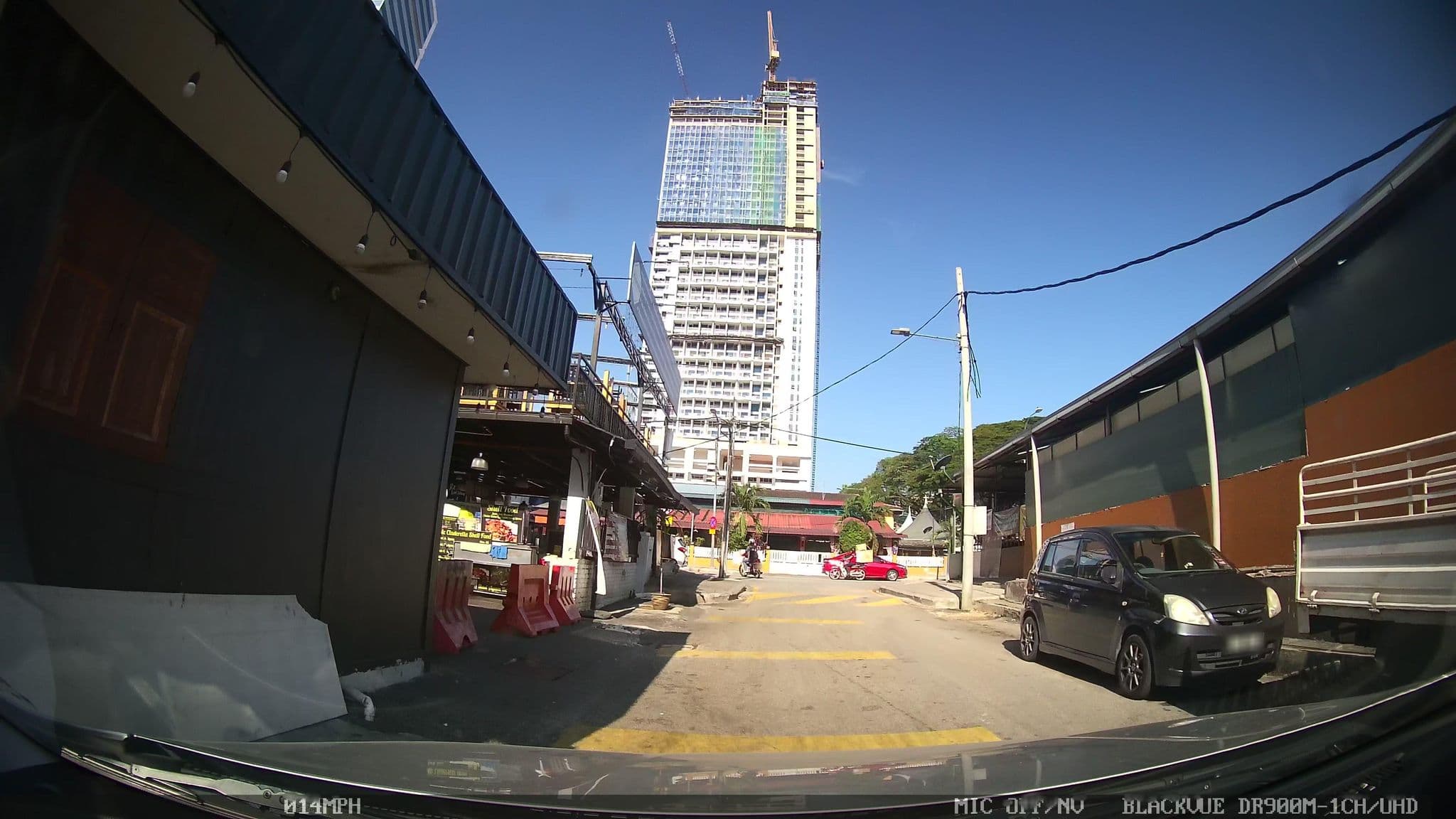 Street view near Jamban Berkembar Terapung, Kampung Baru — © kaart_3 (CC BY-SA · Mapillary)