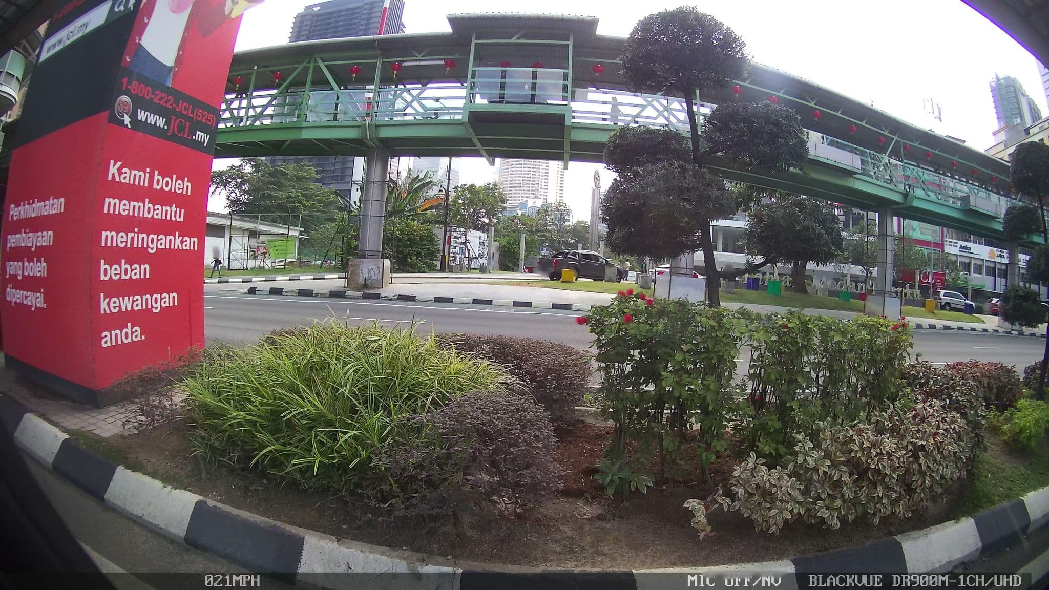 Street view near Lifestyle Executive Suite, Renaissance Hotel, Kampung Baru — © kaart_3 (CC BY-SA · Mapillary)