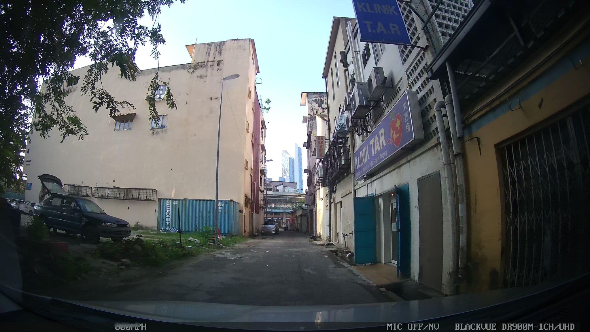 Street view near Maju Point Motel, Kampung Baru — © kaart_3 (CC BY-SA · Mapillary)