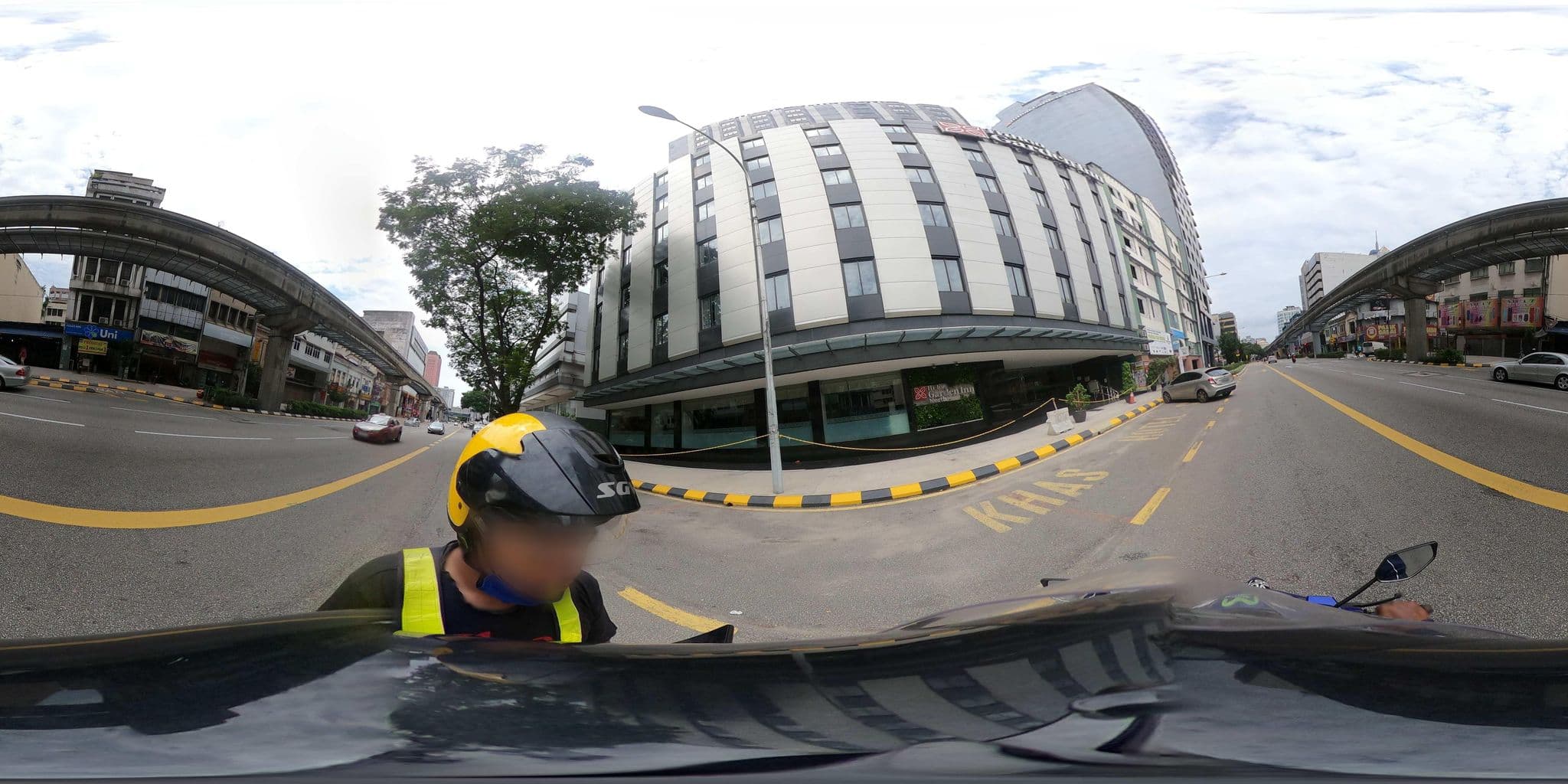 Street view near Hilton Garden Inn, Kampung Baru — © ahlang2 (CC BY-SA · Mapillary)