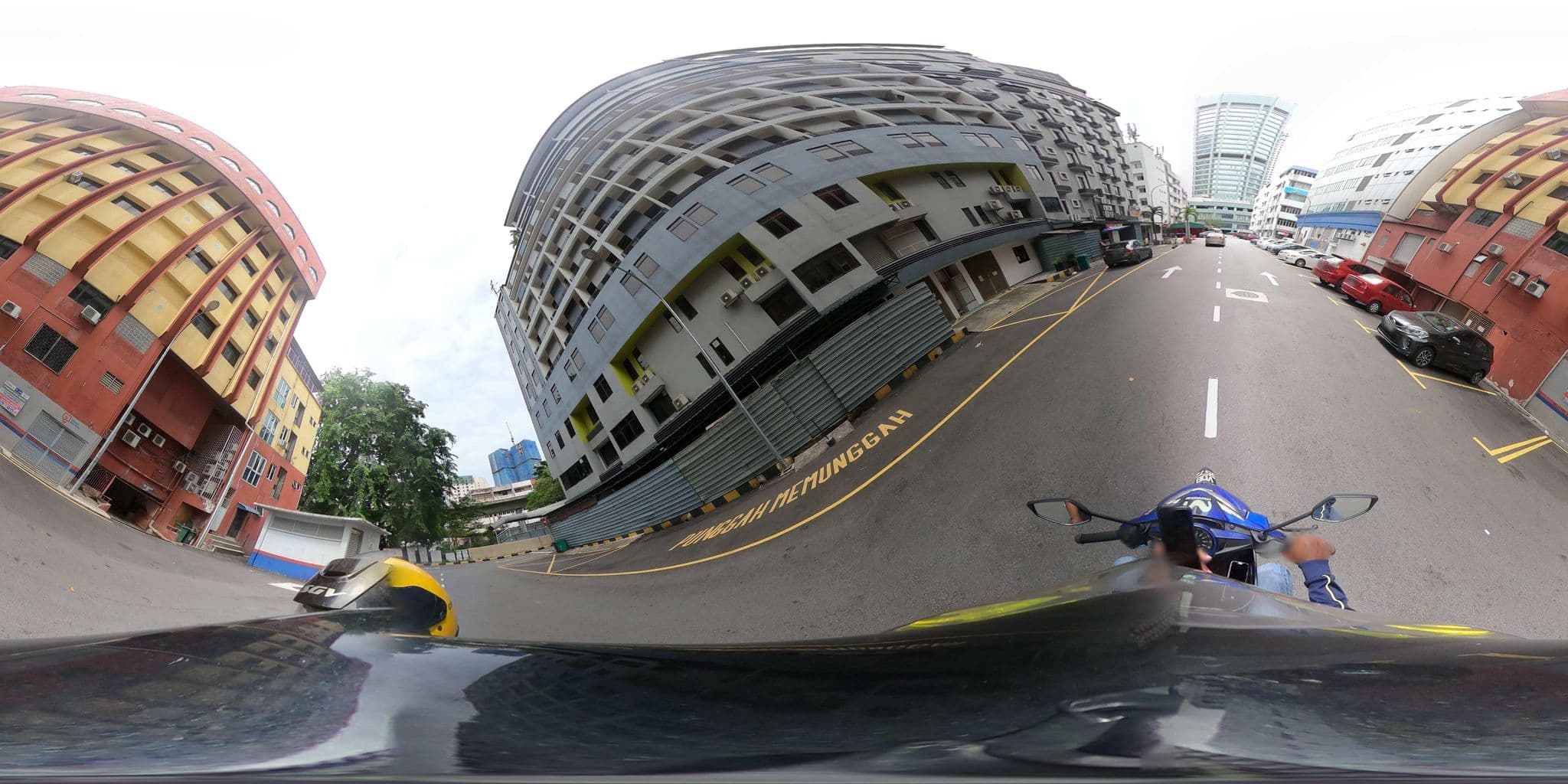 Street view near Level 10 Hotel Leo Palace., Kampung Baru — © ahlang2 (CC BY-SA · Mapillary)