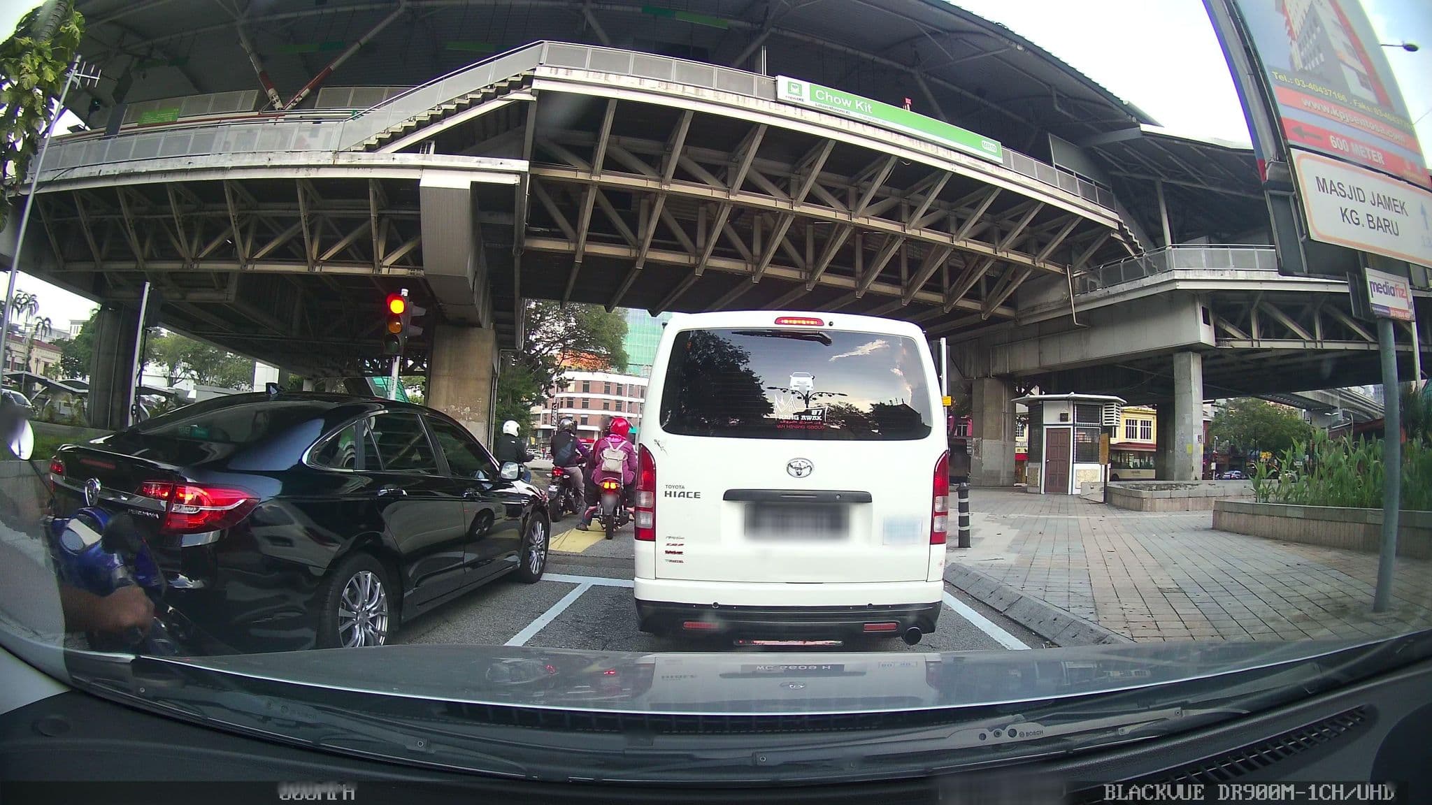 Street view near VIP Holding room, Grand Seasons Hotel, Kampung Baru — © kaart_3 (CC BY-SA · Mapillary)