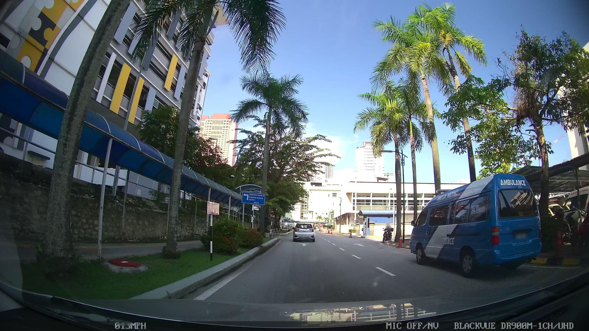 Street view near Sima Hotel, Kampung Baru — © kaart_3 (CC BY-SA · Mapillary)
