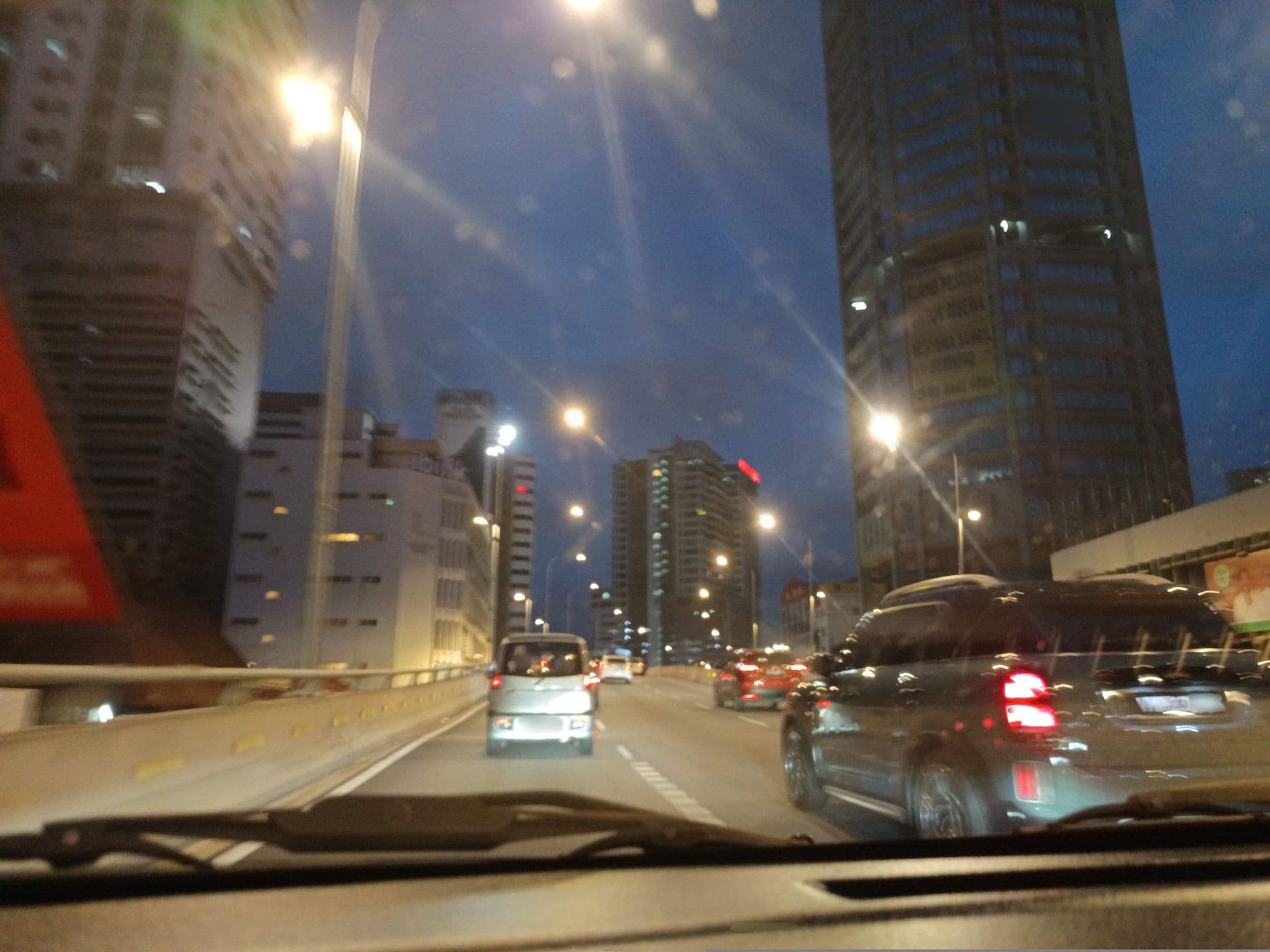 Street view near Dinasti Hotel, Kampung Baru — © YikQin (CC BY-SA · Mapillary)