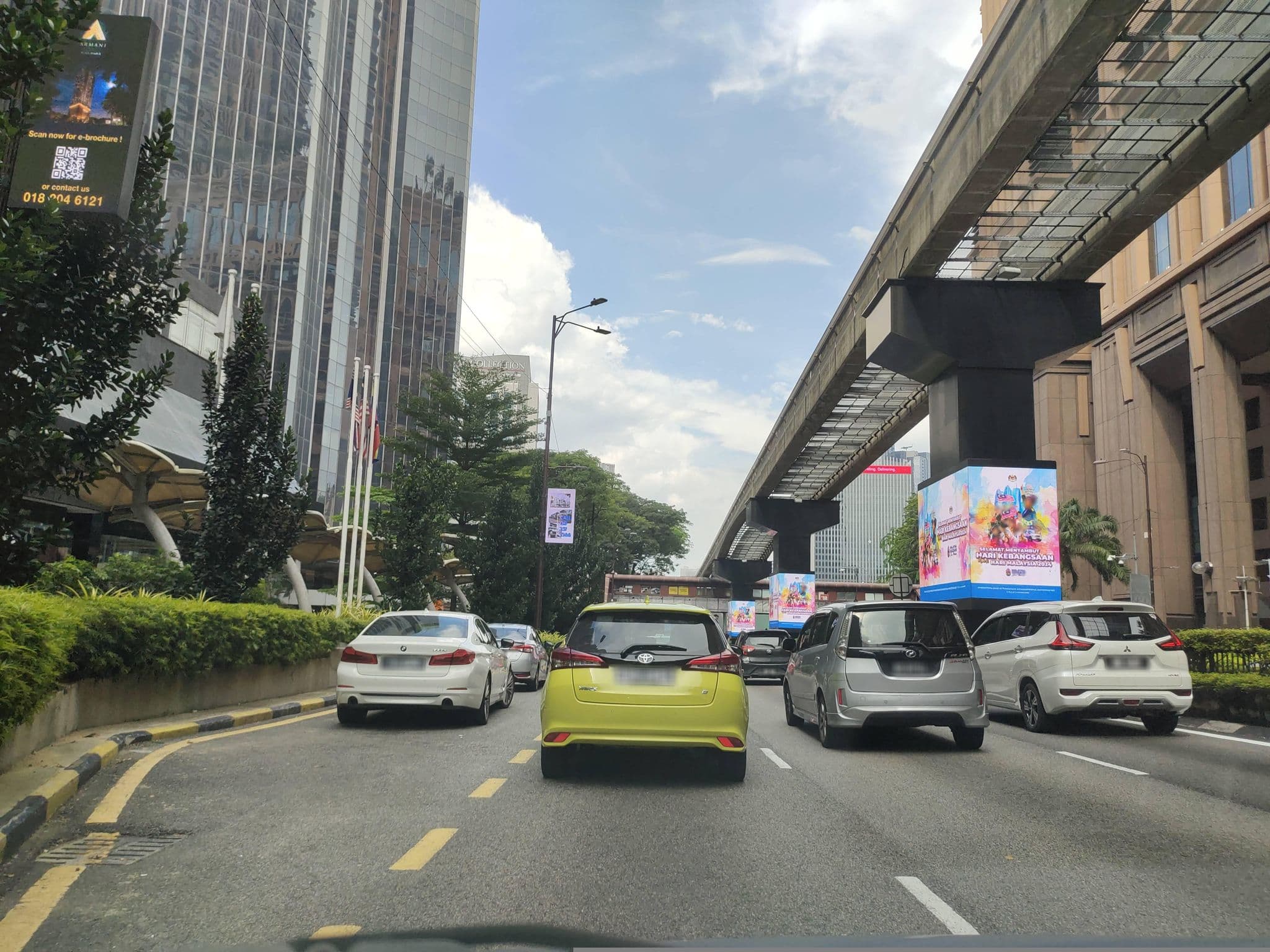 Street view near MELIA KUALA LUMPUR (OFFICIAL PAGE), Bukit Bintang — © zh9567 (CC BY-SA · Mapillary)