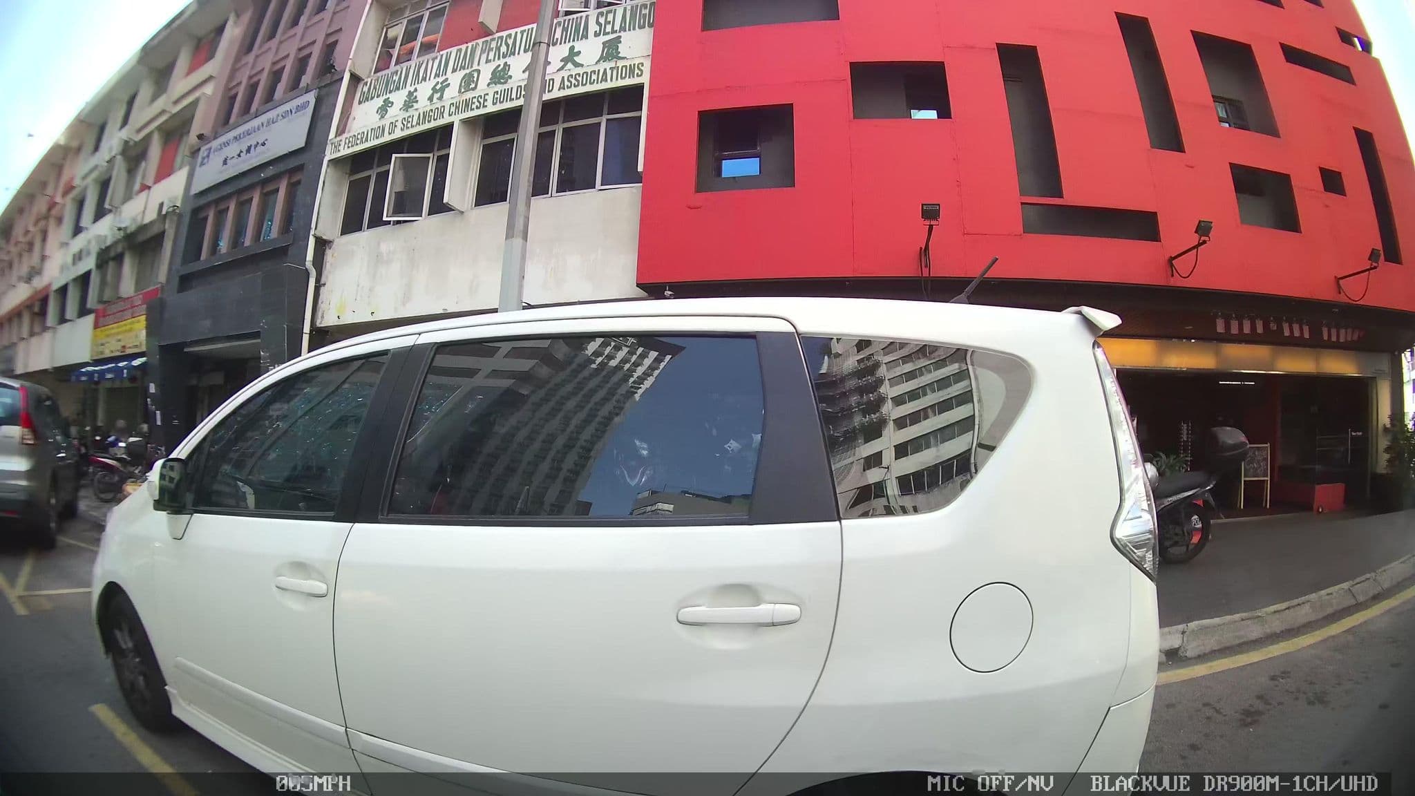 Street view near hotel sentral pudu 1301 and 1302, Bukit Bintang — © kaart_3 (CC BY-SA · Mapillary)