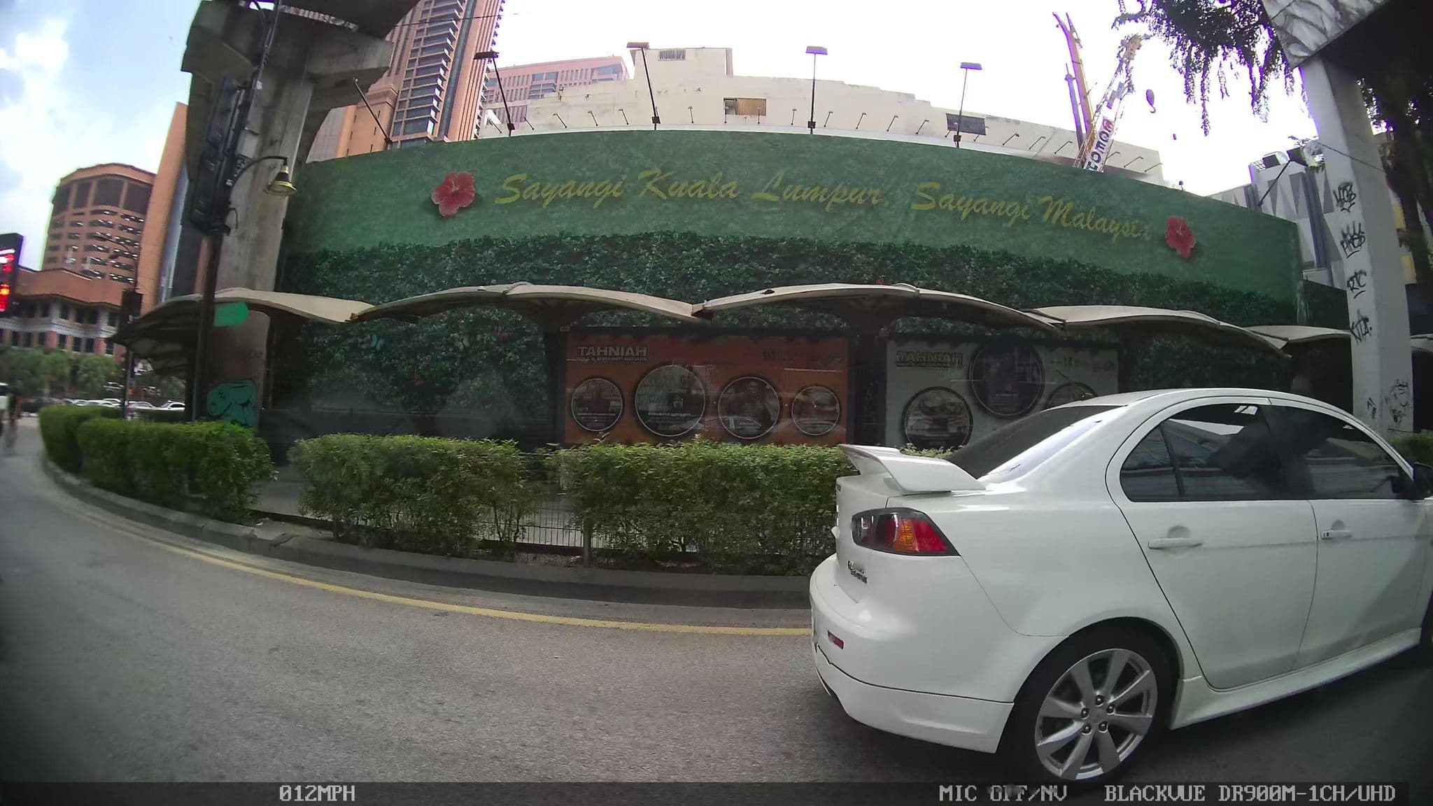 Street view near Royal Suite 2020, Bukit Bintang — © kaart_3 (CC BY-SA · Mapillary)