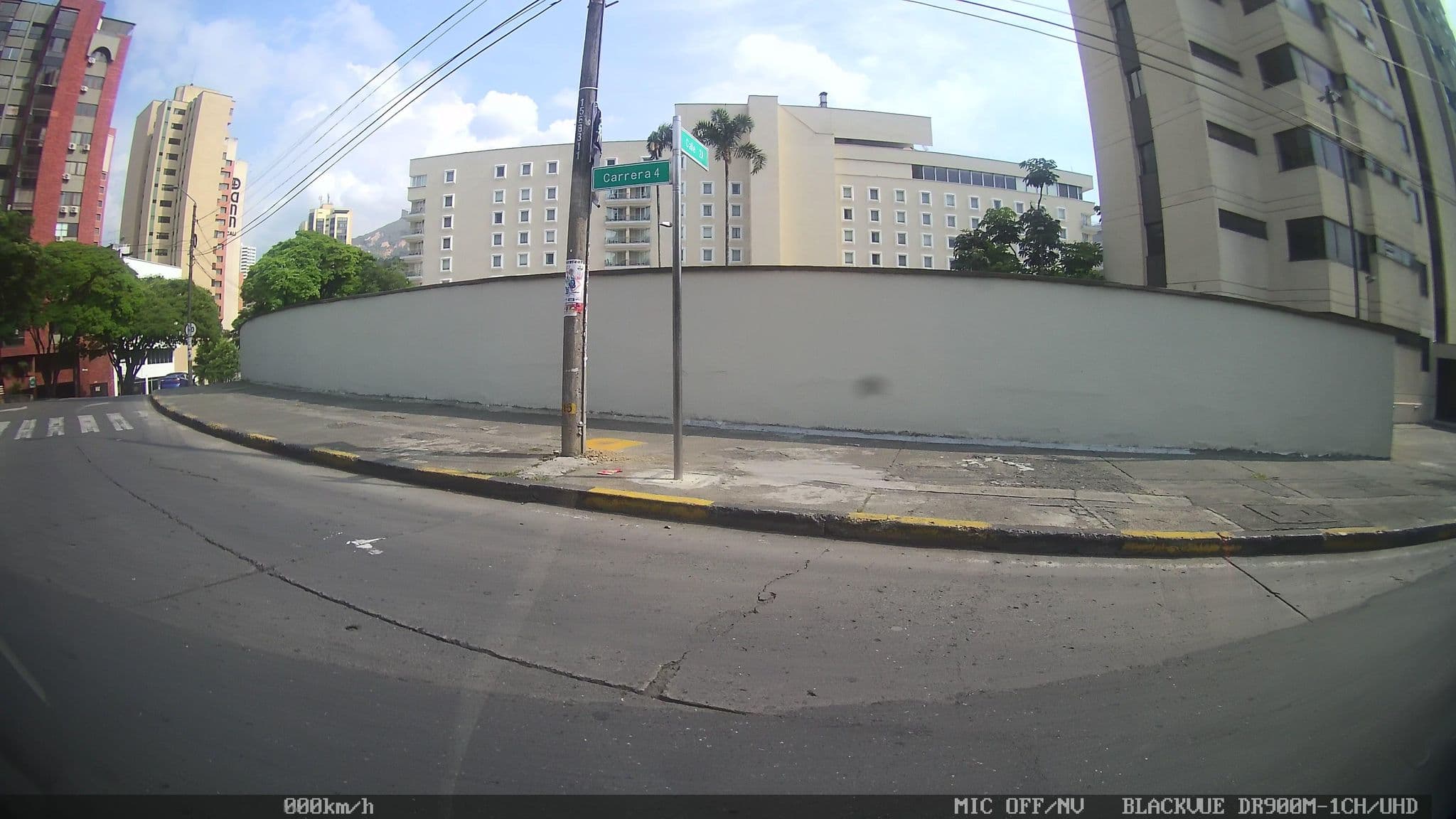 Street view near Intercontinental, Cali