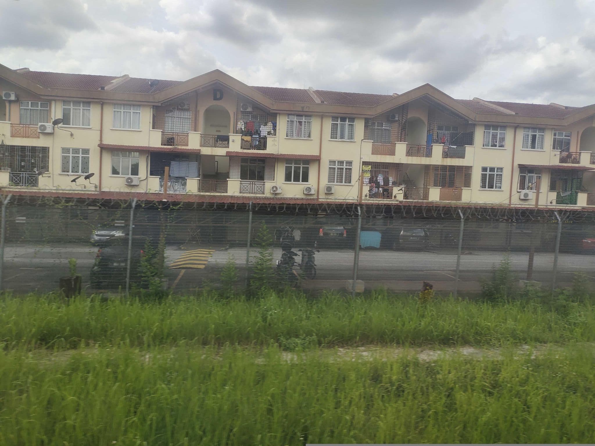 Street view near Hotel Orkid Inn, Ampang — © zh9567 (CC BY-SA · Mapillary)