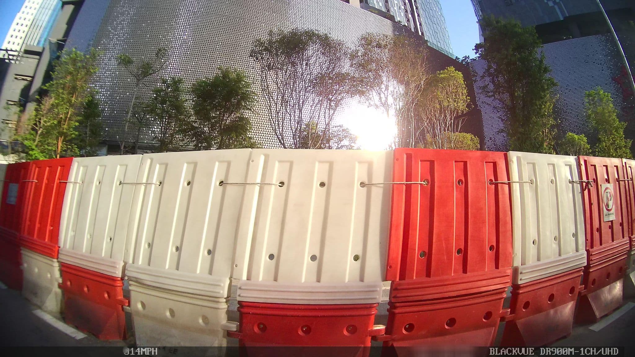 Street view near Ascott Star KLCC Pool Floor 99, Kampung Baru — © kaart_3 (CC BY-SA · Mapillary)