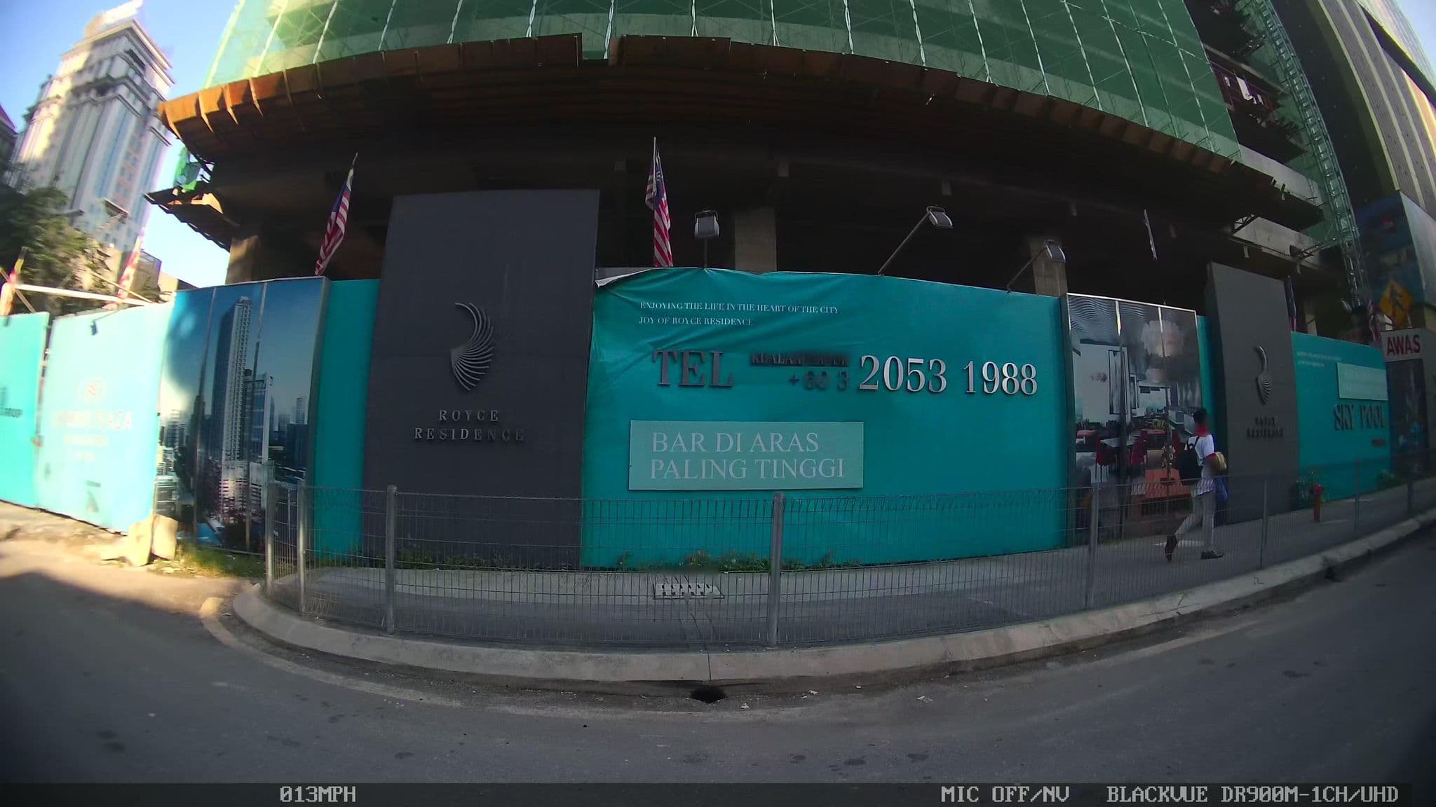 Street view near Crowne Plaza Hotel KLCC, Kampung Baru — © kaart_3 (CC BY-SA · Mapillary)