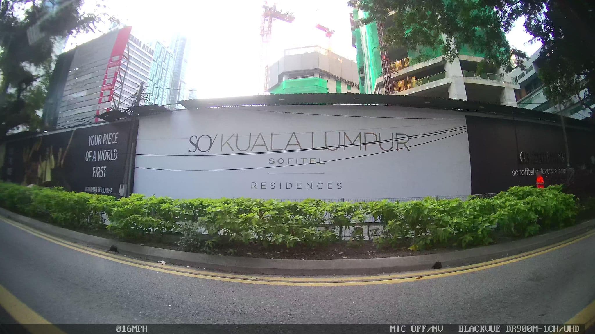 Street view near 13th Floor Sales Office (Corus Hotel KL), Kampung Baru — © kaart_3 (CC BY-SA · Mapillary)