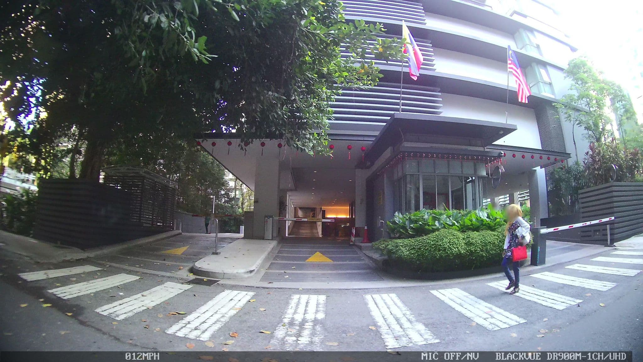 Street view near Hilton Hotel Level 10, Kampung Baru — © kaart_3 (CC BY-SA · Mapillary)