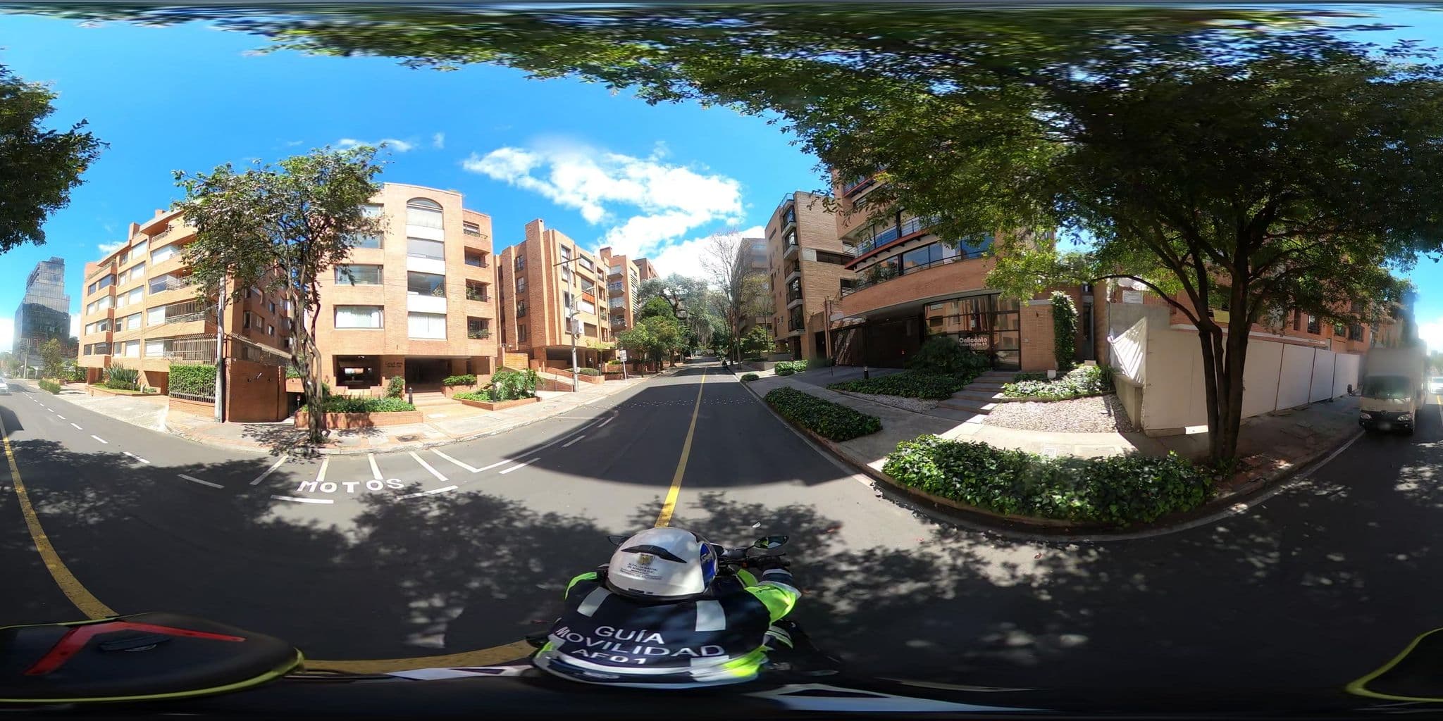 Street view near Hotel Casa Real, Barrio San Luis