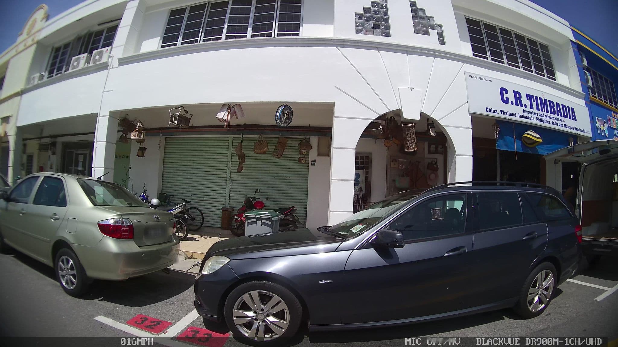 Street view near LUCKYHOUSE CARDAMOM, Malacca — © kaart_3 (CC BY-SA · Mapillary)