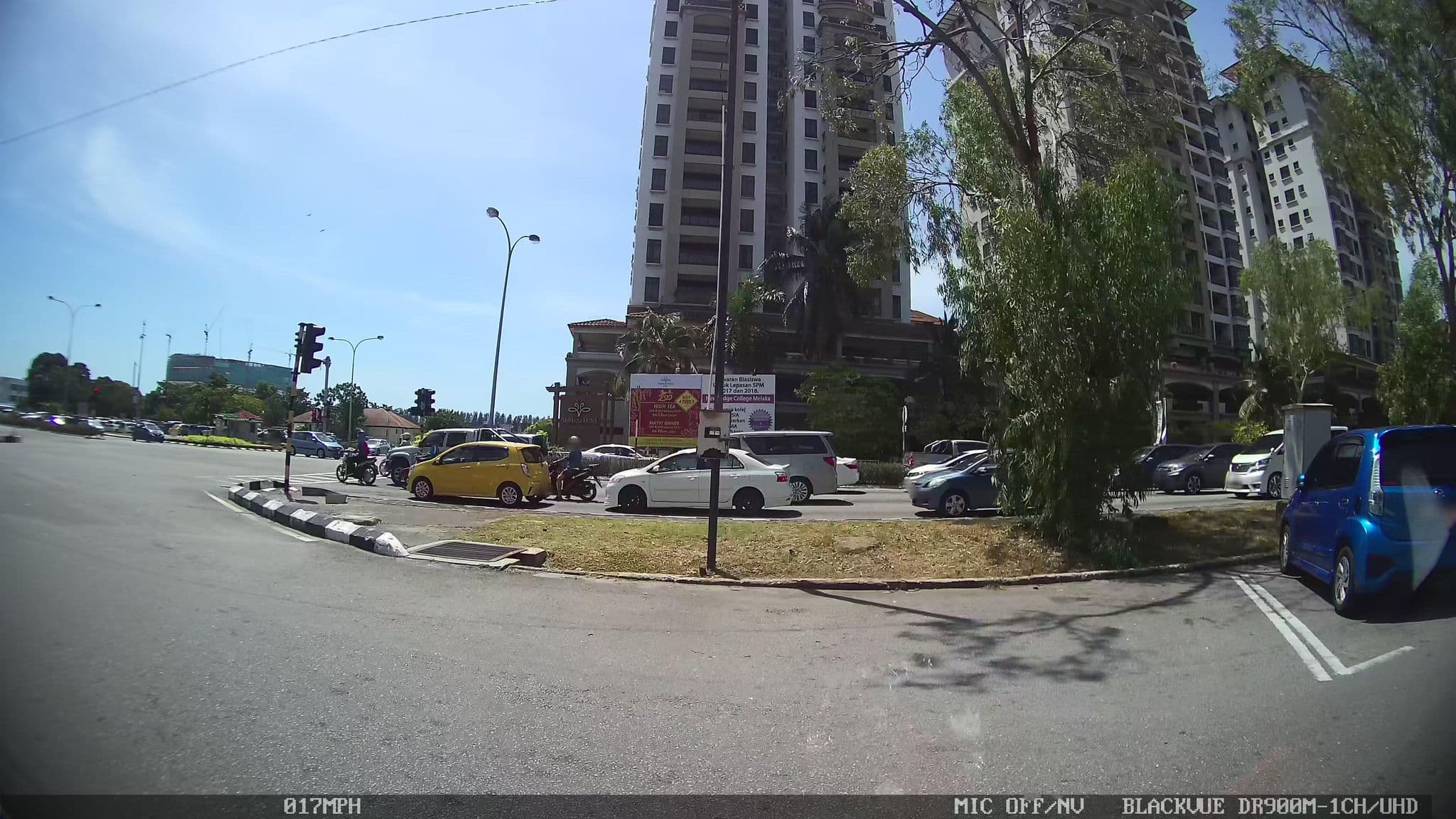 Street view near Level 13, Holiday Inn, Malacca — © kaart_3 (CC BY-SA · Mapillary)