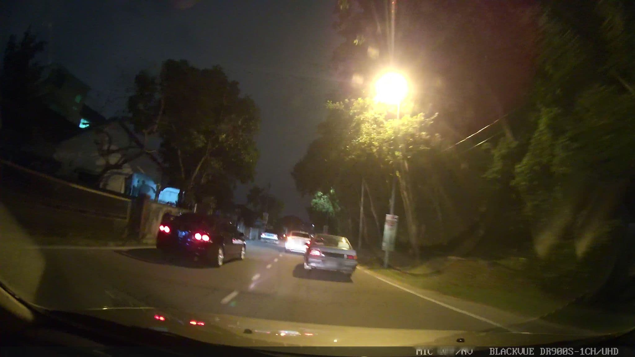 Street view near Hotel Temasik, Ujong Pasir — © grobin (CC BY-SA · Mapillary)