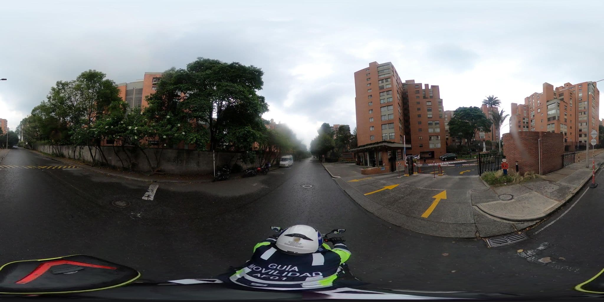 Street view near remanso de Santa Cruz, Barrio San Luis