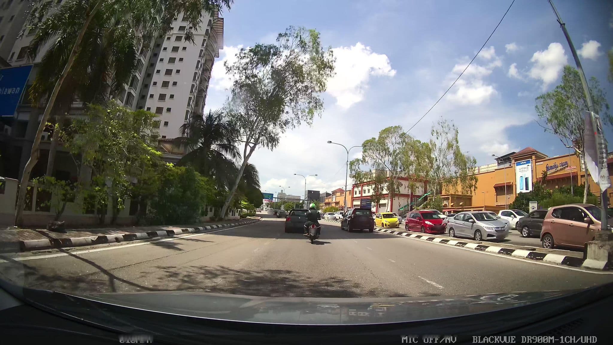 Street view near Room 1142 Mahkota Hotel, Malacca — © kaart_3 (CC BY-SA · Mapillary)