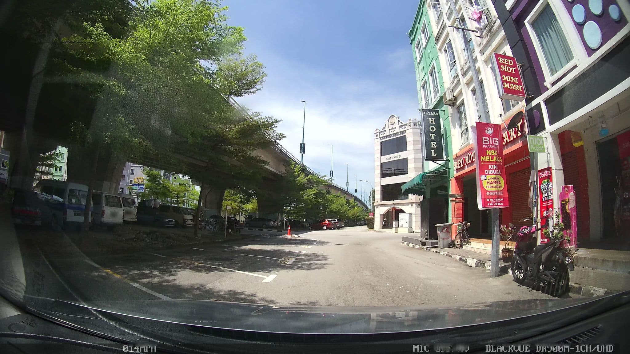Street view near Mercury Boutique Hotel, Malacca — © kaart_3 (CC BY-SA · Mapillary)