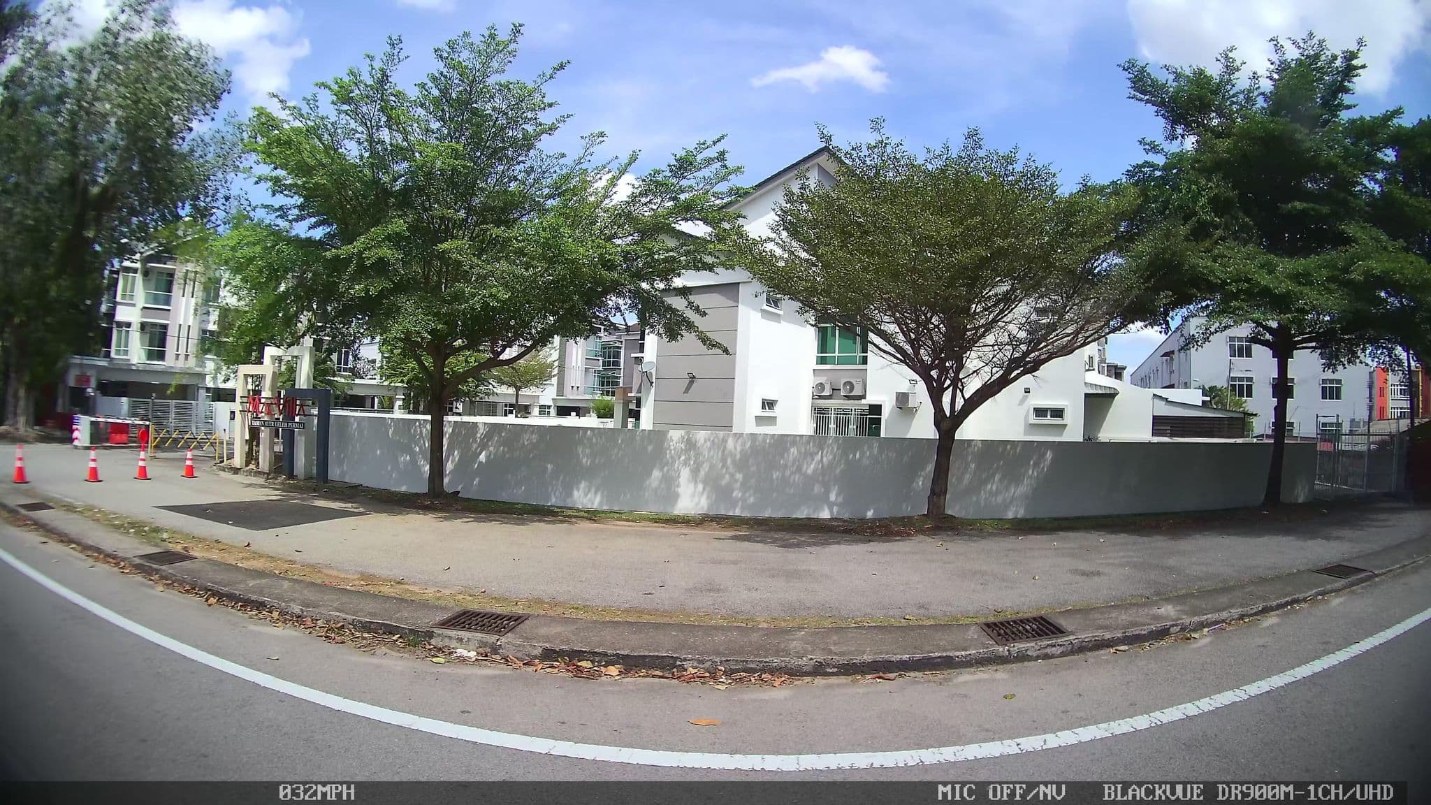 Street view near Rimba Mac Villa, Ujong Pasir — © kaart_3 (CC BY-SA · Mapillary)