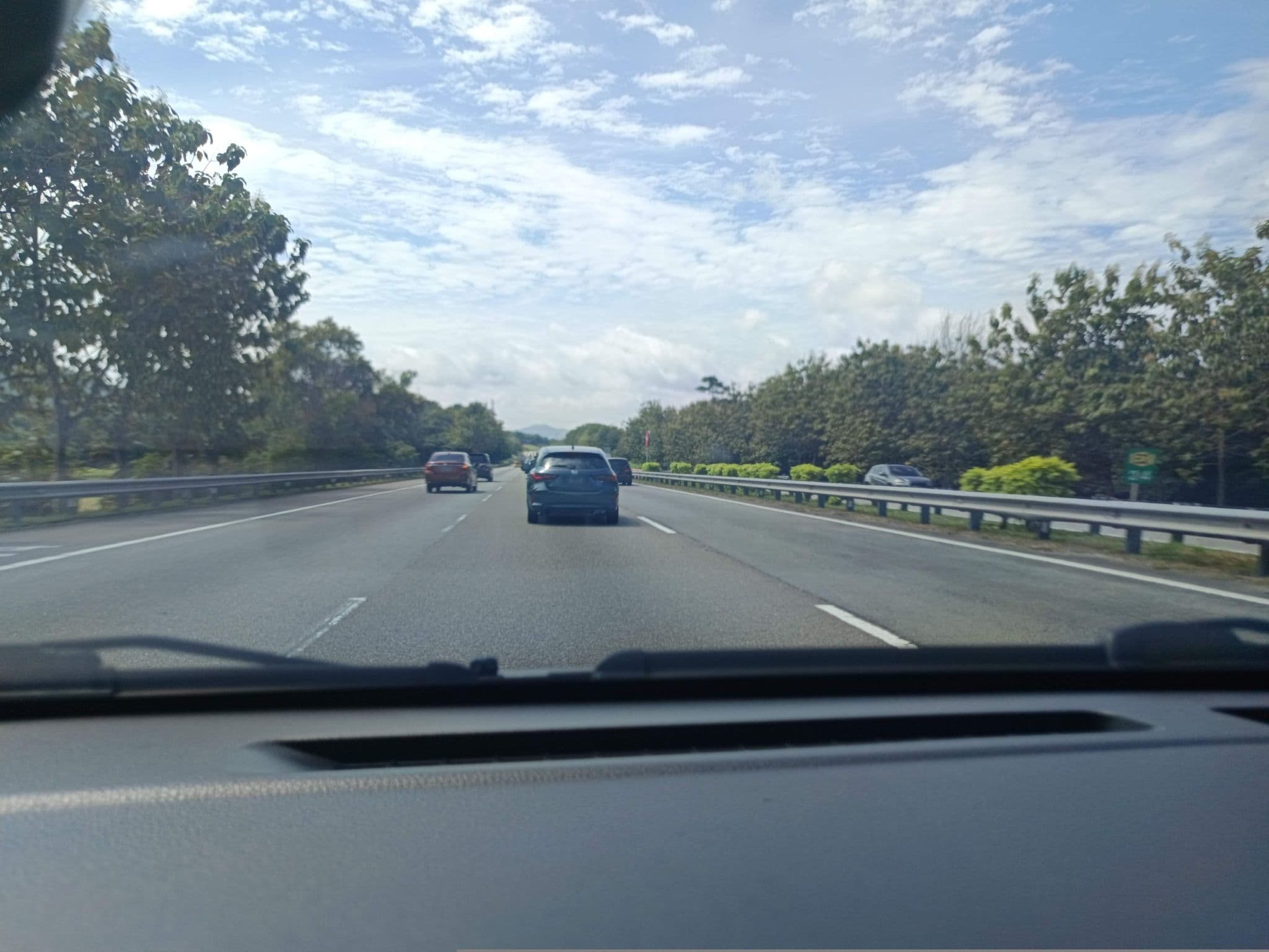 Street view near A'Famosa Resort D'parrow Villa, Pulau Sebang — © YikQin (CC BY-SA · Mapillary)