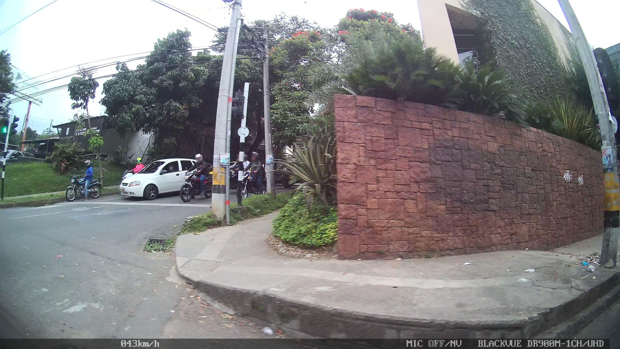 Street view near Albaka Hostel, Medellín