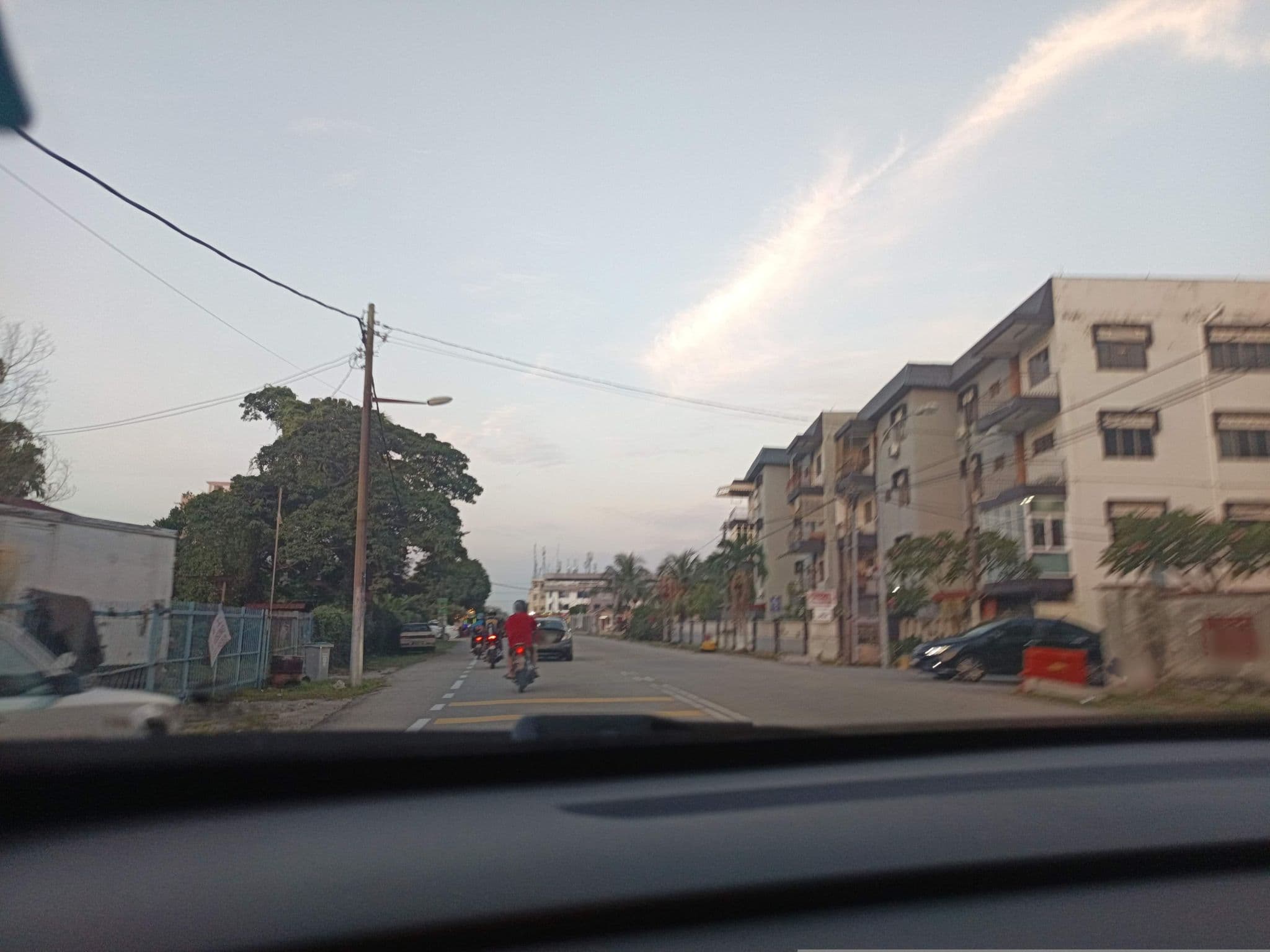 Street view near Hotel Home stay Muar, Muar — © YikQin (CC BY-SA · Mapillary)