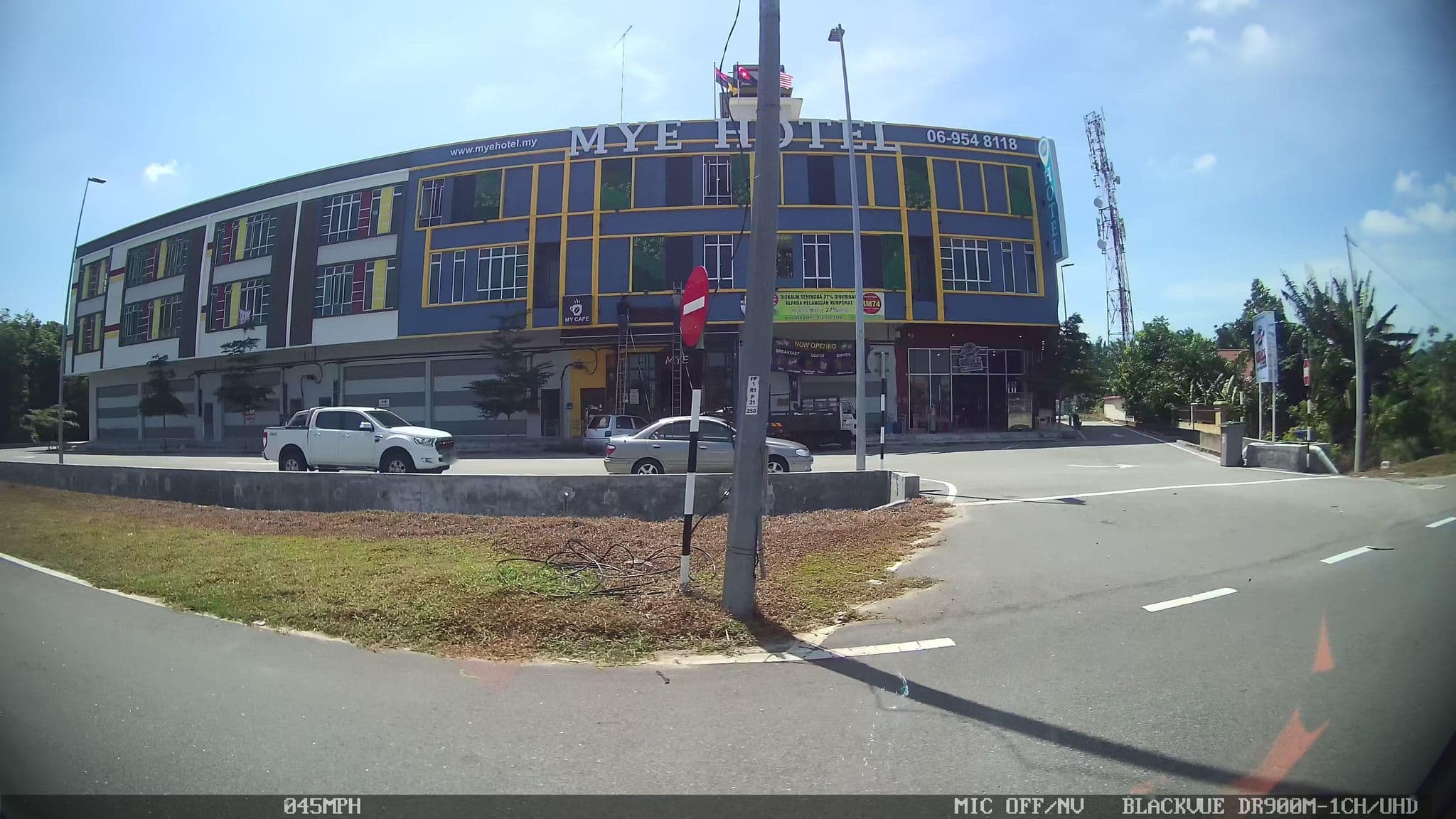 Street view near Mye Hotel Muar, Muar — © kaart5 (CC BY-SA · Mapillary)