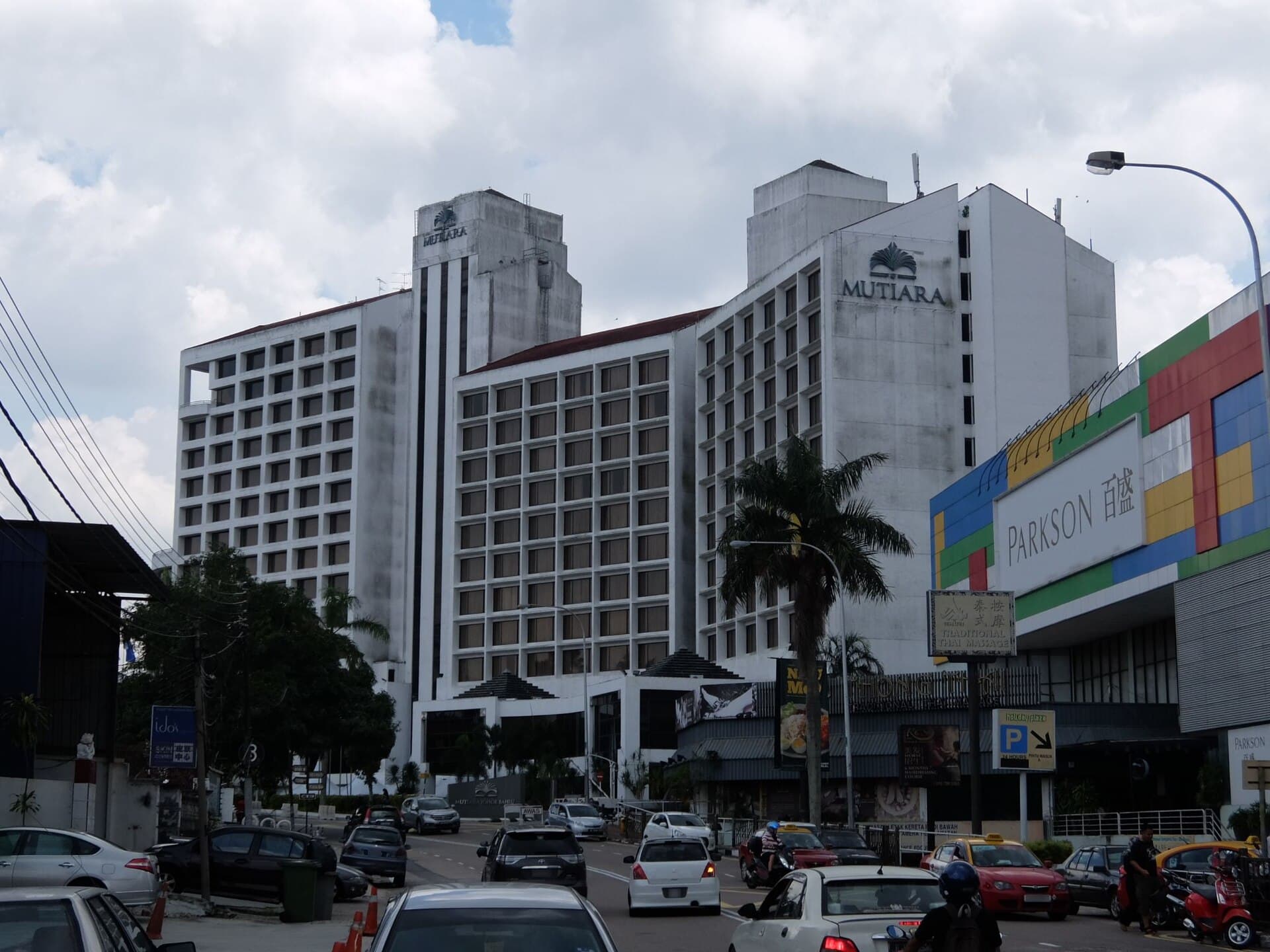 Mutiara Johor Bahru (via Wikimedia Commons, CC BY-SA 4.0)