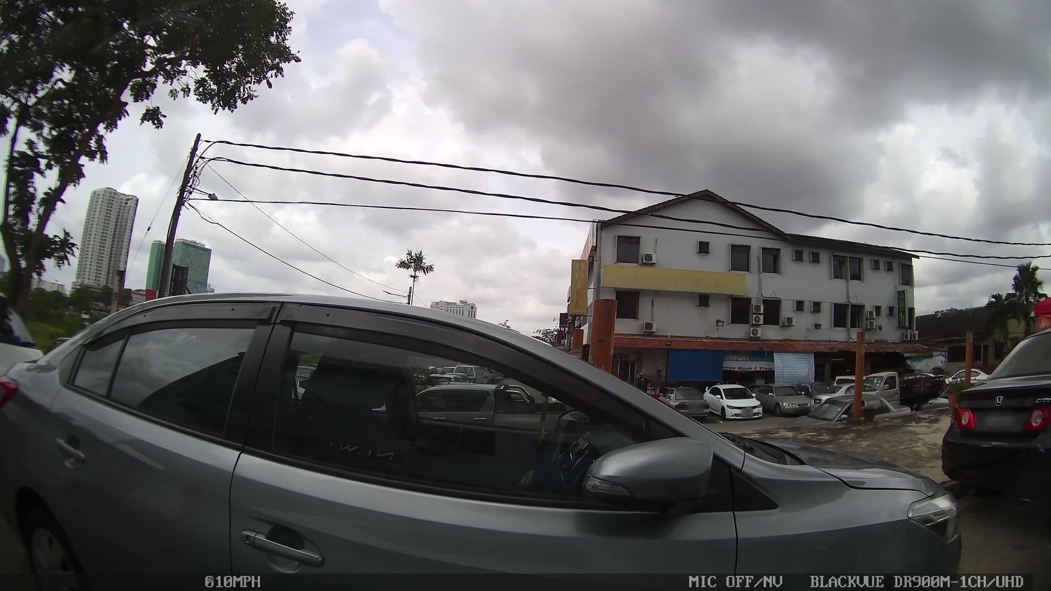 Street view near New land hotel, Johor Bahru — © kaart_3 (CC BY-SA · Mapillary)