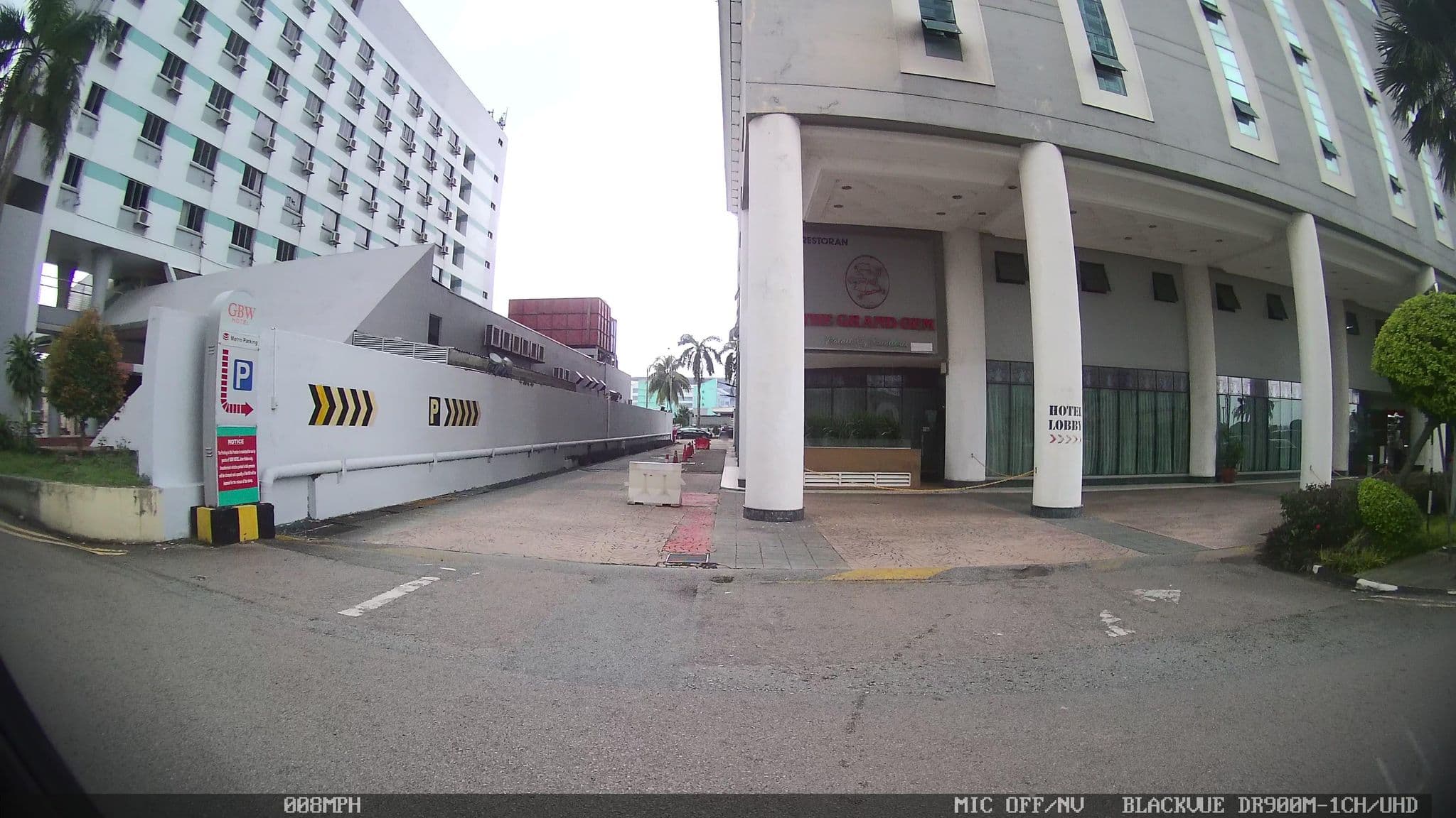 Street view near Level 19 Suite, Grand Bluwave Hotel, Johor Bahru — © kaart_3 (CC BY-SA · Mapillary)