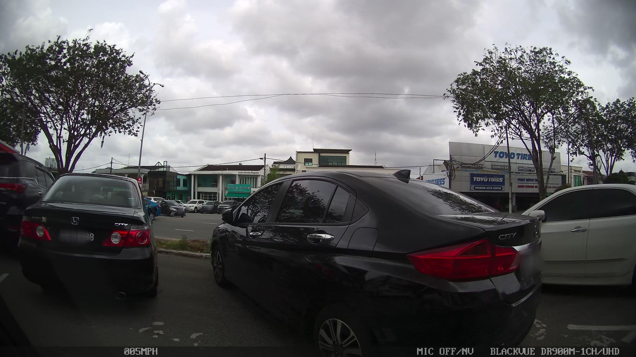 Street view near The Marion Hotel, Johor Bahru — © kaart_3 (CC BY-SA · Mapillary)