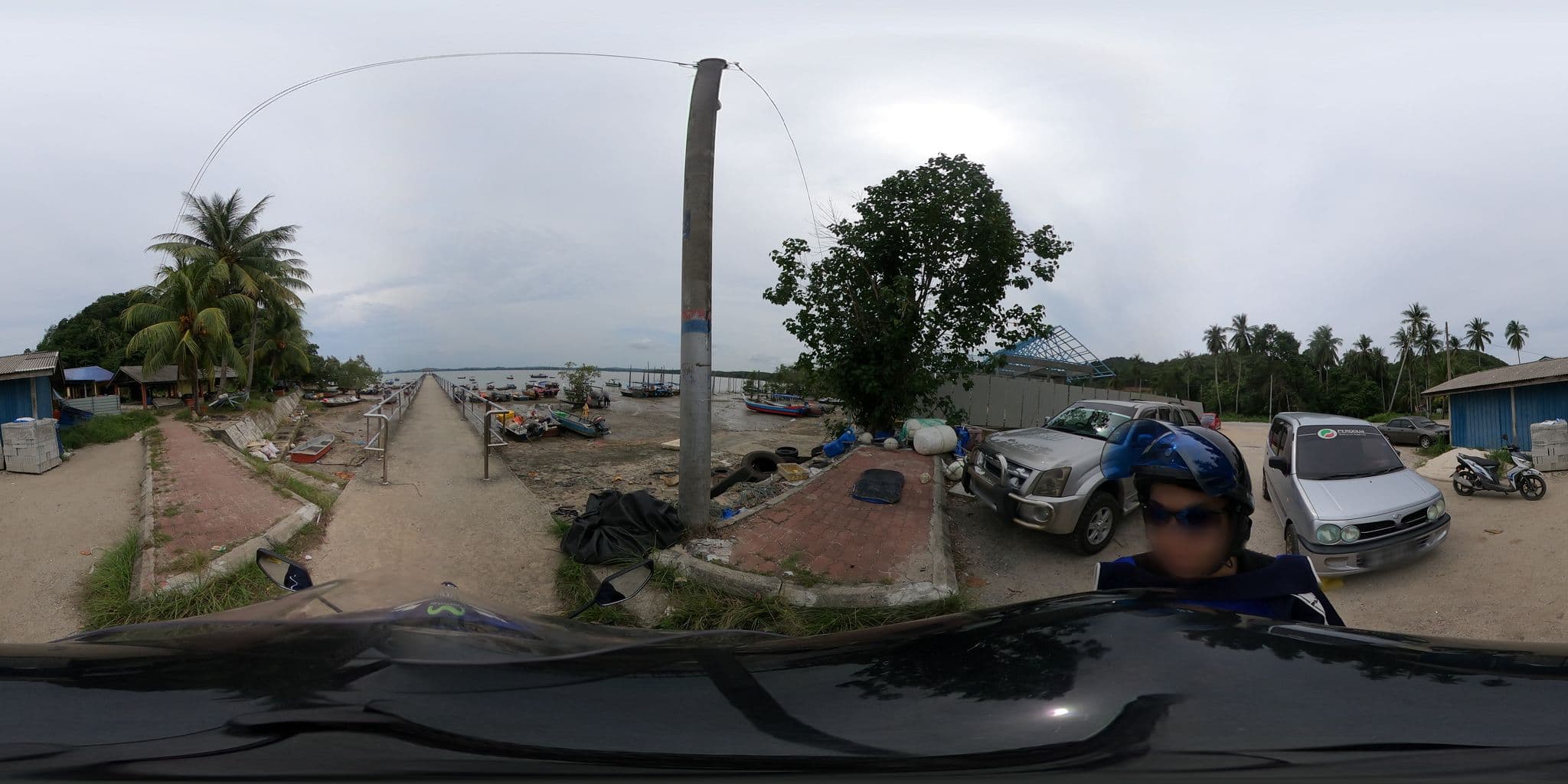 Street view near Salang Beach Resort, Mersing — © langcworks (CC BY-SA · Mapillary)