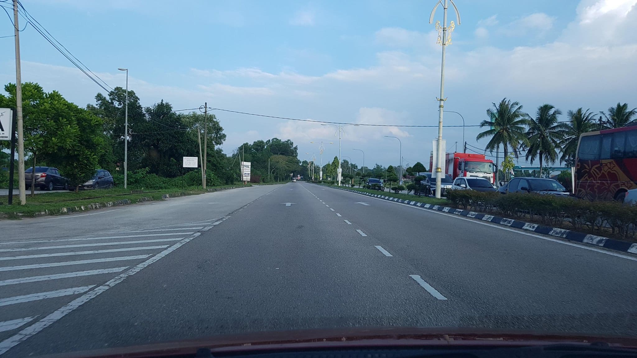 Street view near The Serai Cottage Downtown Hotel, Kuala Terengganu — © aaronshenhao (CC BY-SA · Mapillary)
