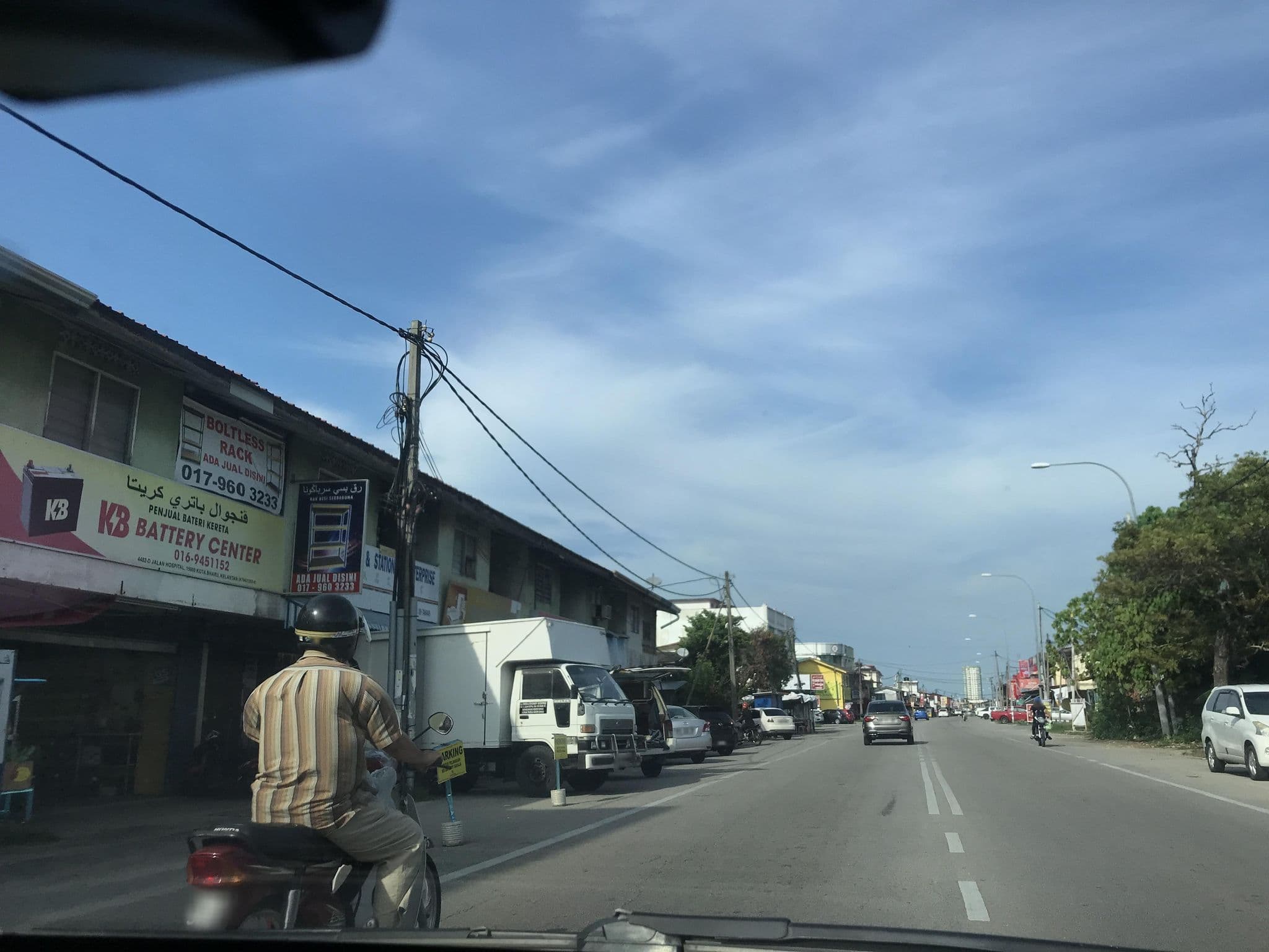Street view near MeNaRa OnE HoTeL, Kota Bharu — © Jeddy (CC BY-SA · Mapillary)