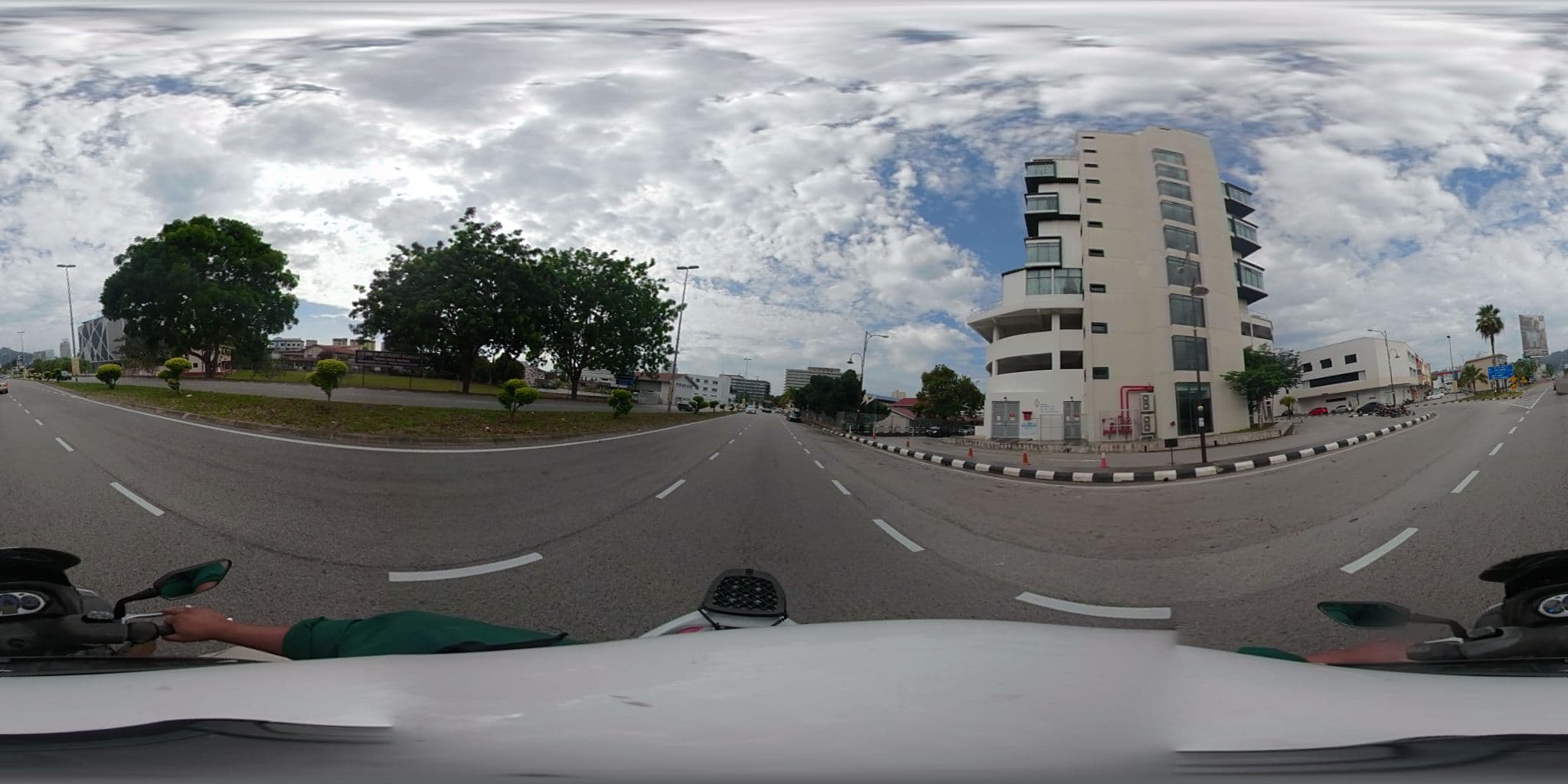 Street view near Cathayana Hotel Kuantan, Kuantan — © faizmahabob (CC BY-SA · Mapillary)
